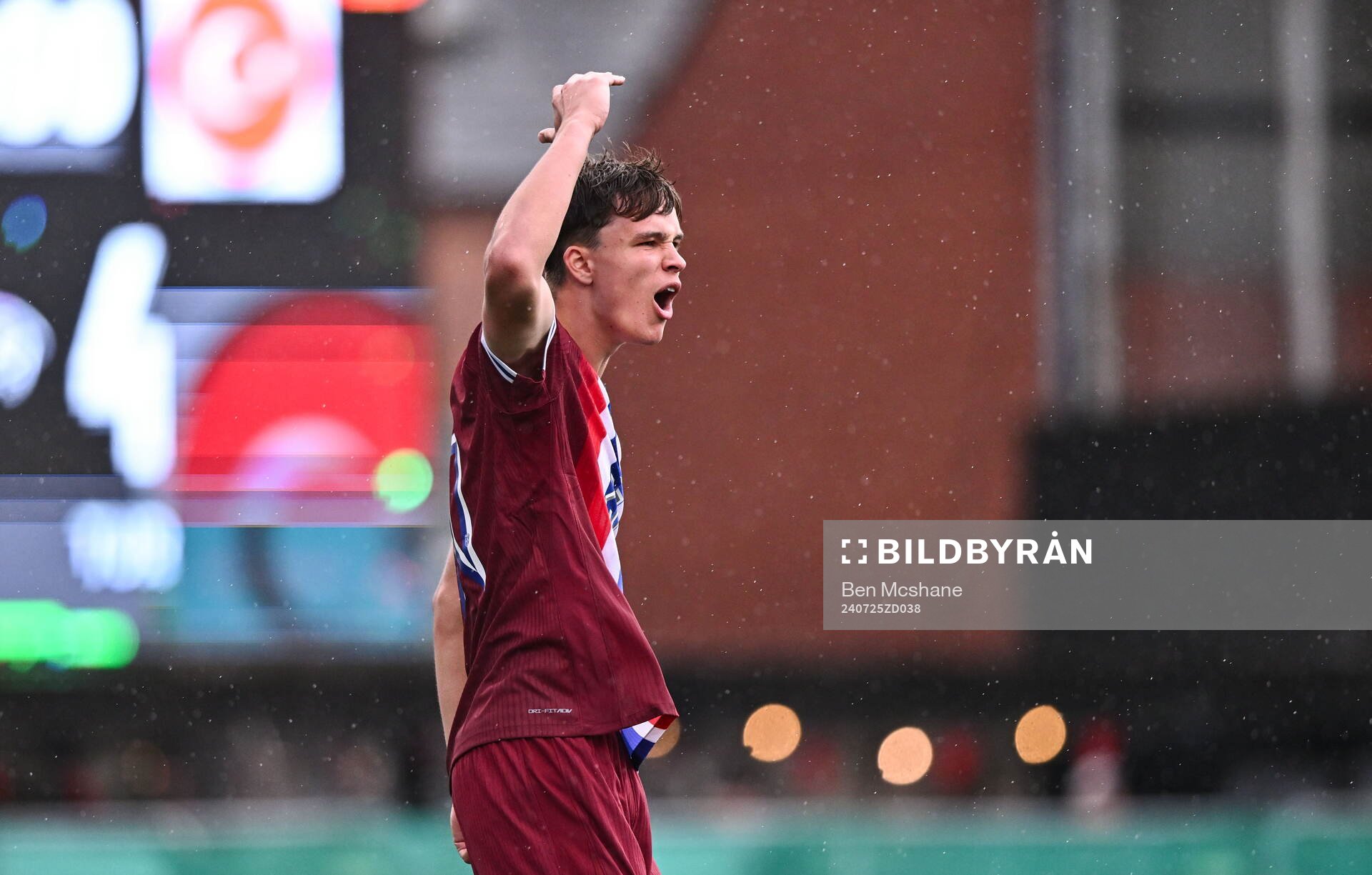 Daniel Braut of Norway celebrates