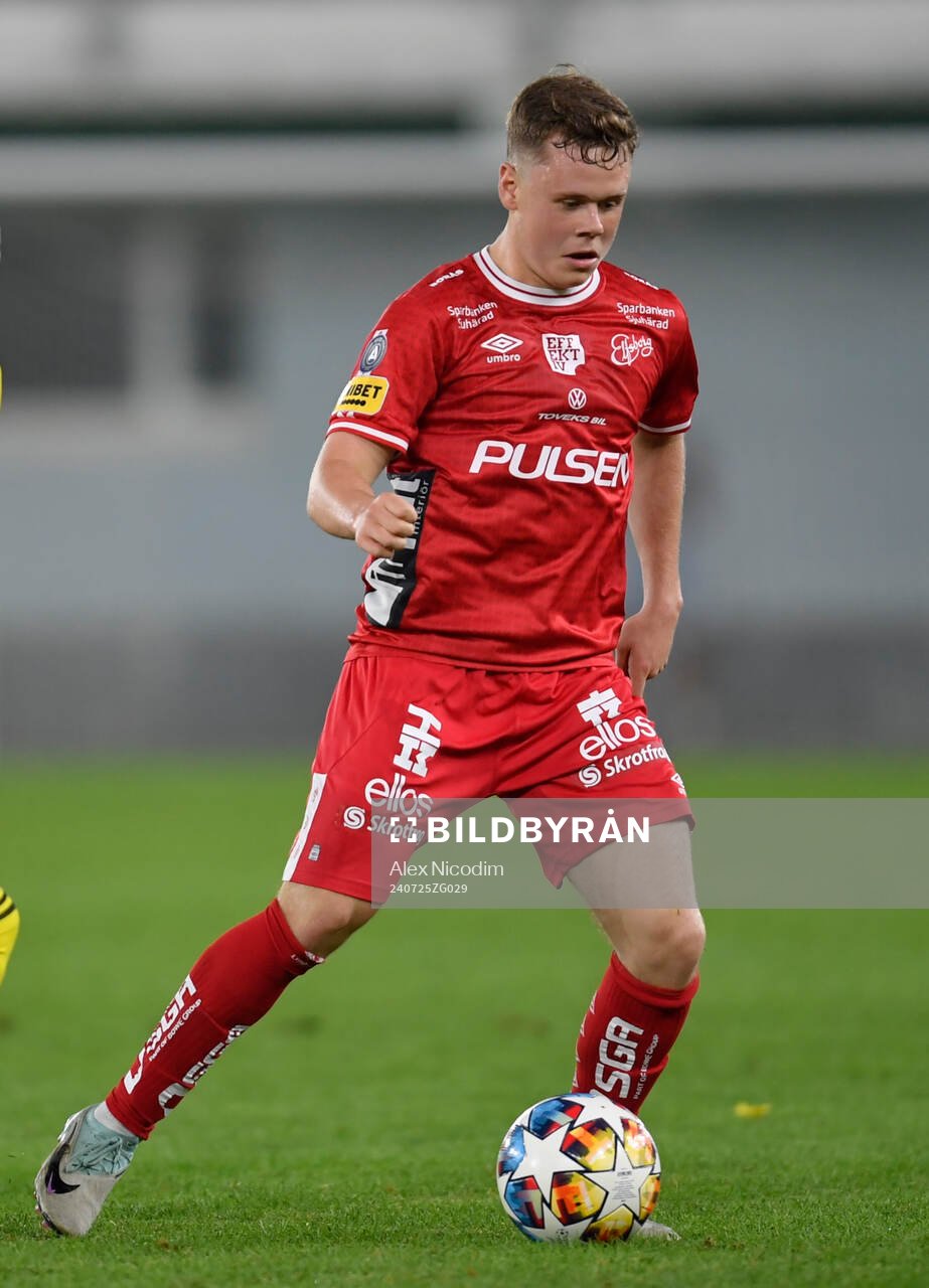 Eggert Gudmundsson of Elfsborg in action during the UEFA Europa League qualification match between Sheriff Tiraspol and Elfsborg on July 25, 2024 in Tiraspol.