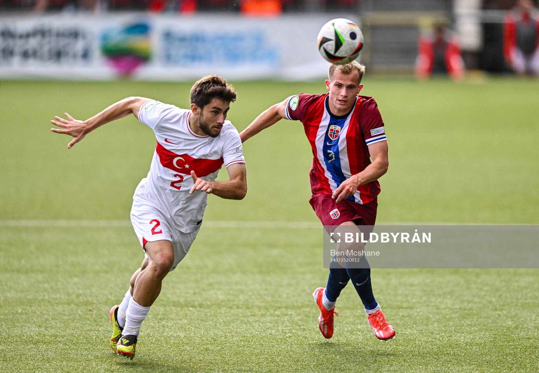 Ali Turap Bulbul of Turkiye in action against Aleksander