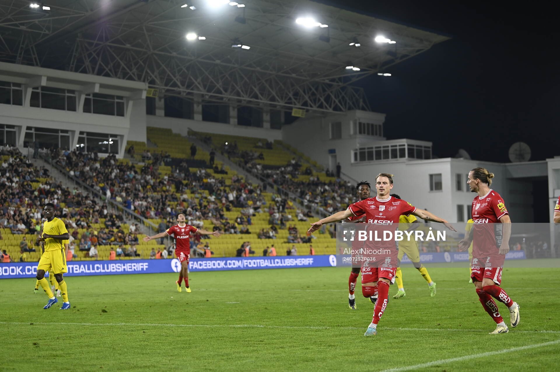 Simon Hedlund of IF Elfsborg celebrates