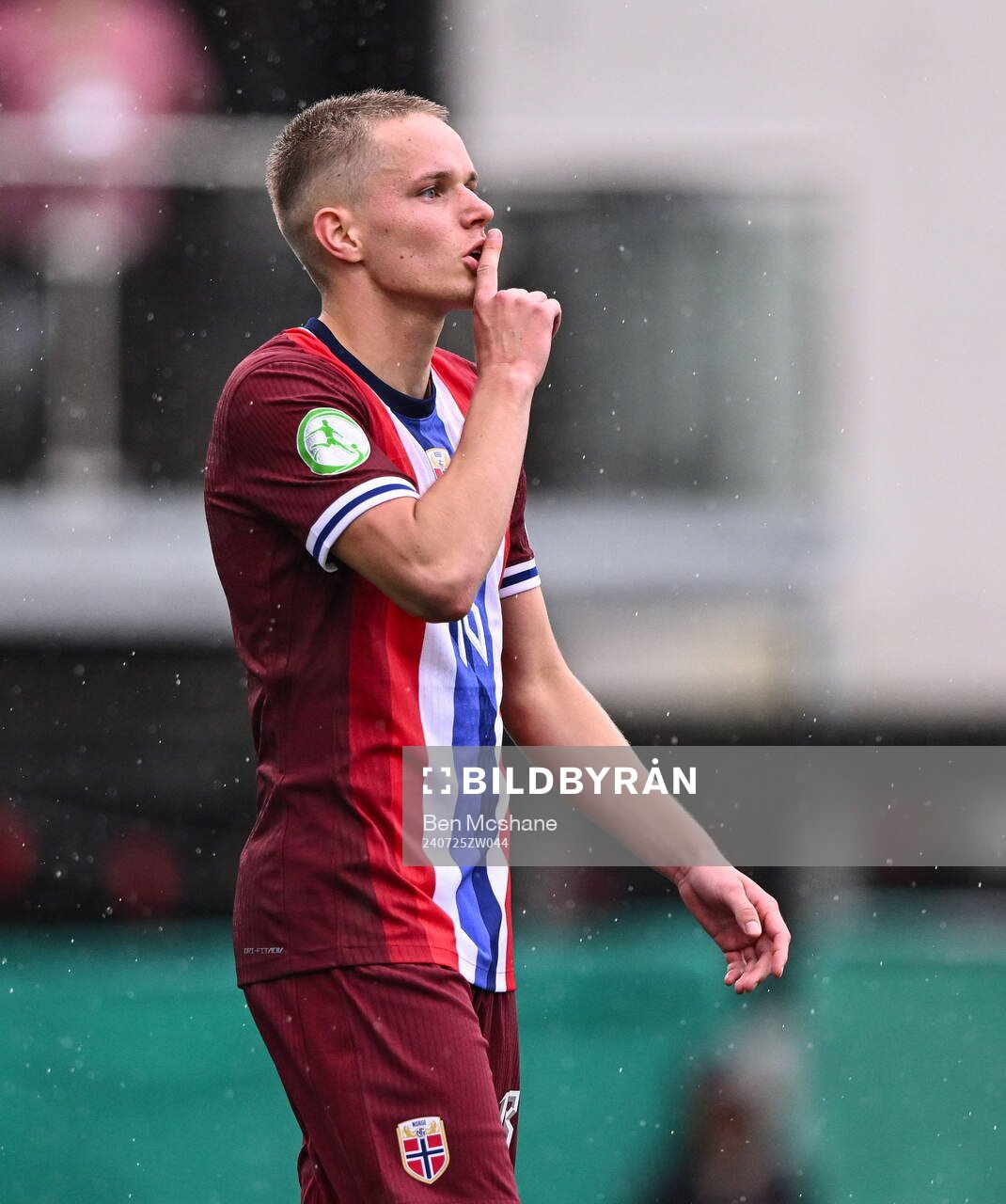 Mats Pedersen of Norway celebrates