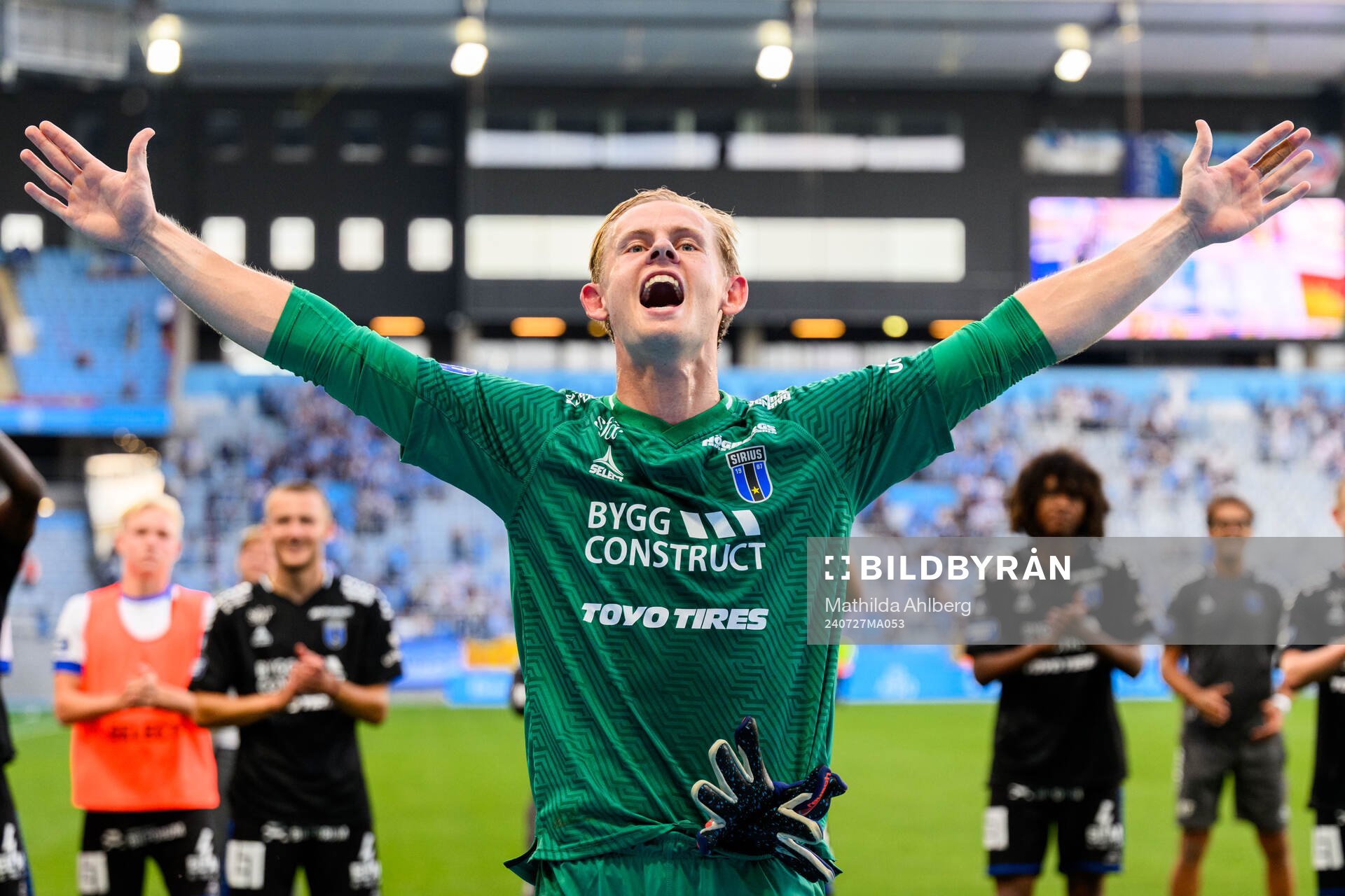 Sirius målvakt Jakob Tånnander jublar