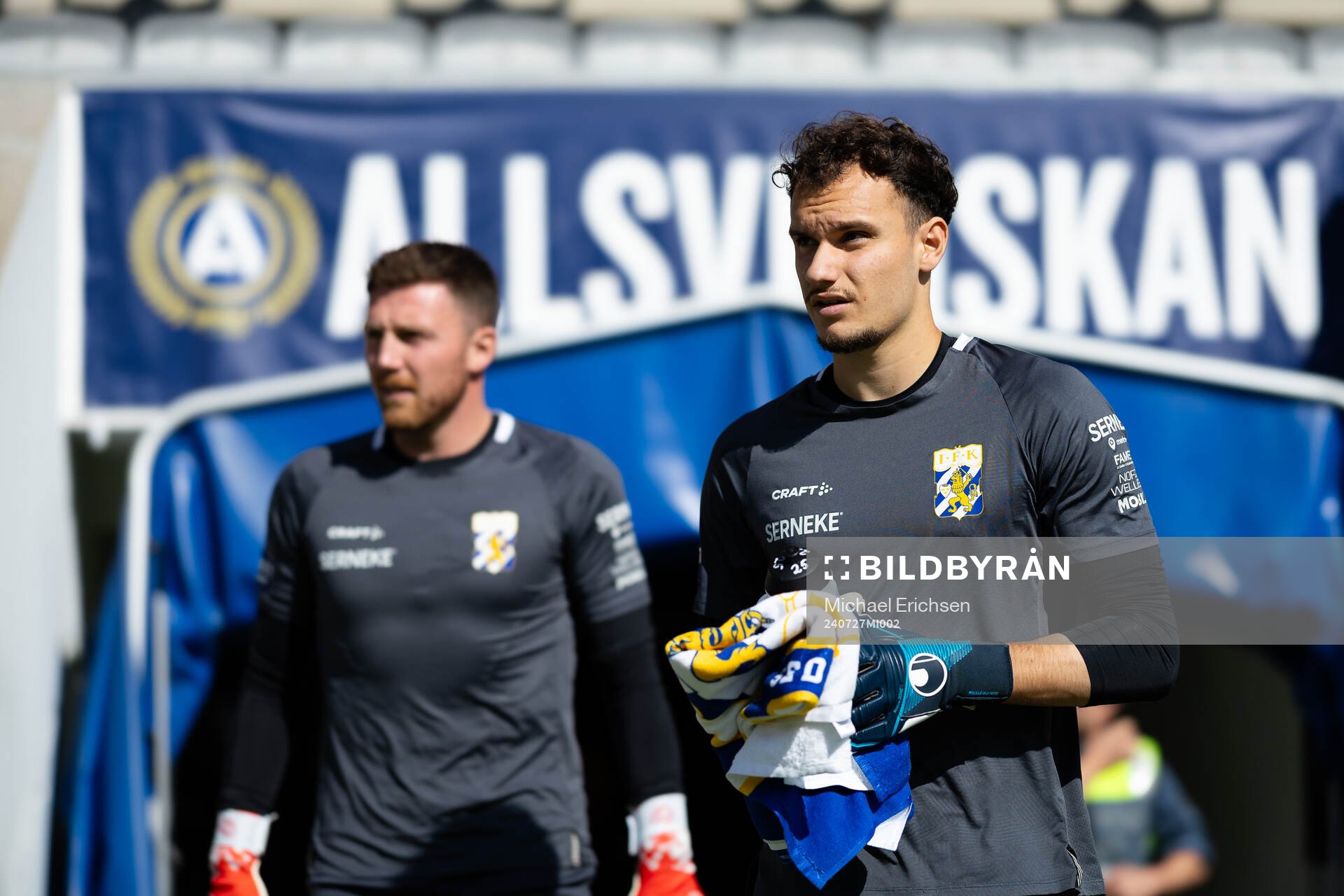 IFK Göteborgs målvakt Elis Bishesari innan fotbollsmatchen i Allsvenskan mellan IFK Göteborg och Brommapojkarna den 27 juli 2024 i Göteborg.