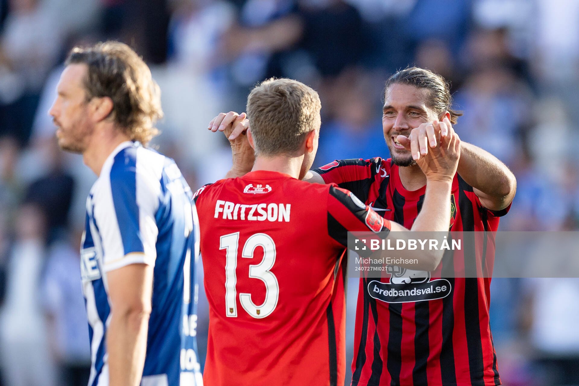 Brommapojkarnas Ludvig Fritzson jublar ihop med Nikola Vasic