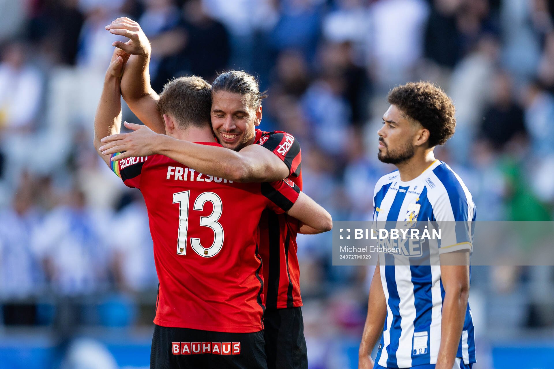 Brommapojkarnas Ludvig Fritzson jublar ihop med Nikola Vasic