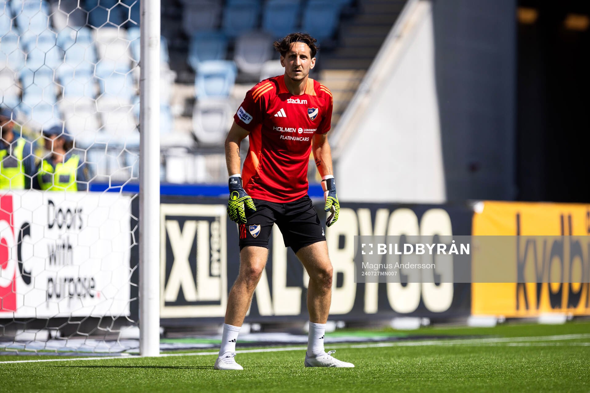 IFK Norrköpings målvakt David Mitov Nilsson på