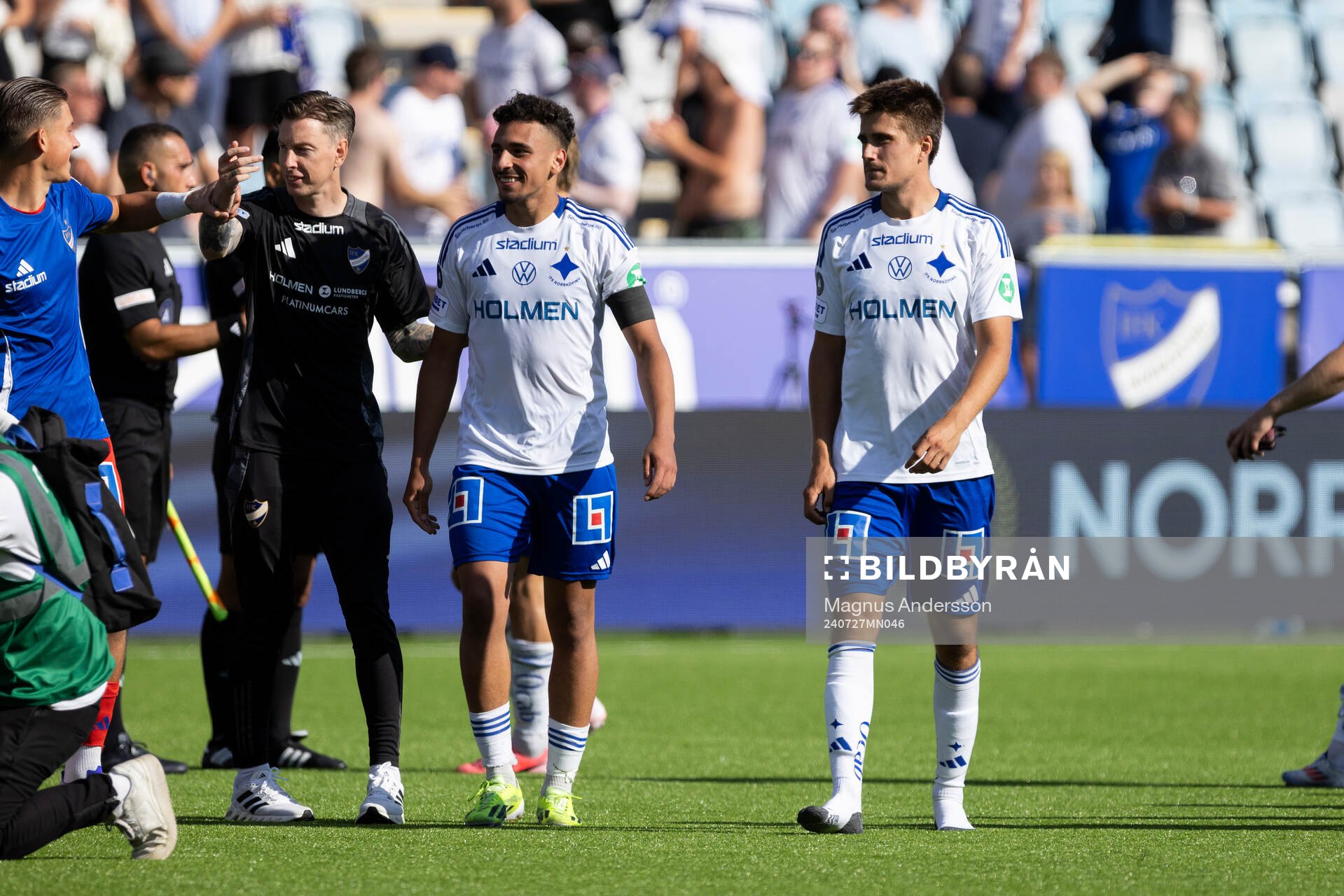 IFK Norrköpings Moutaz Neffati och Carl Björk jublar
