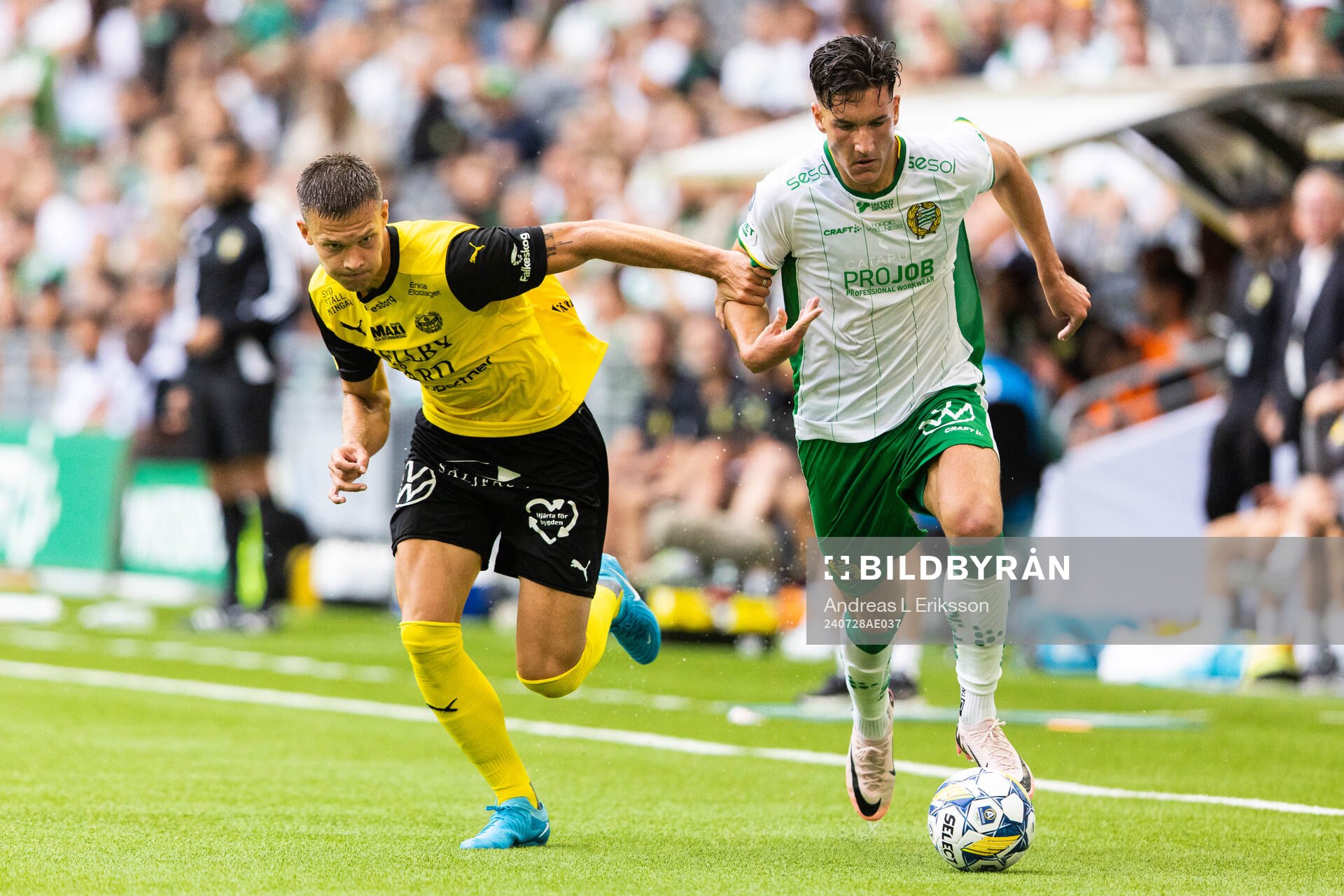 Mjällbys Arvid Brorsson och Hammarbys Deniz Gul