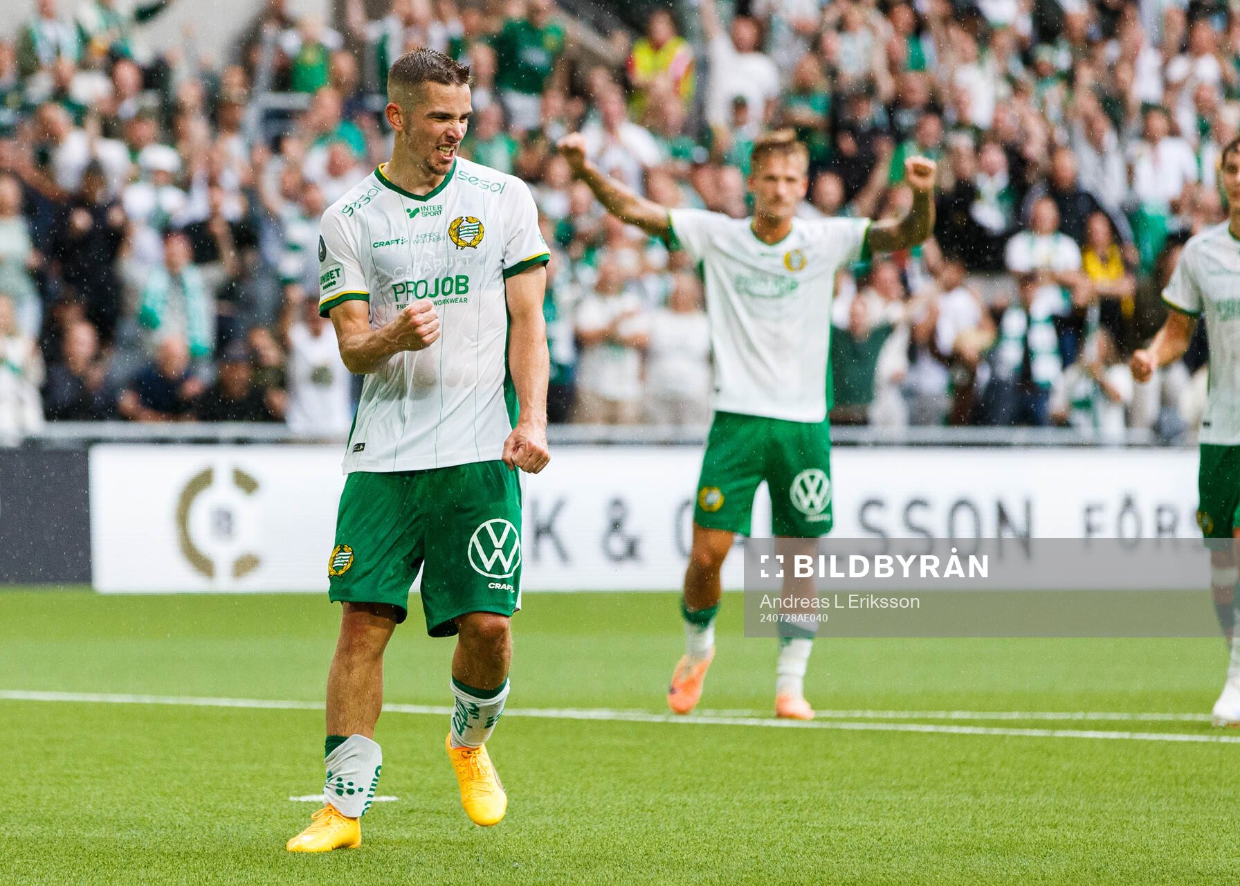 Hammarbys Oscar Johansson Schellhas jublar