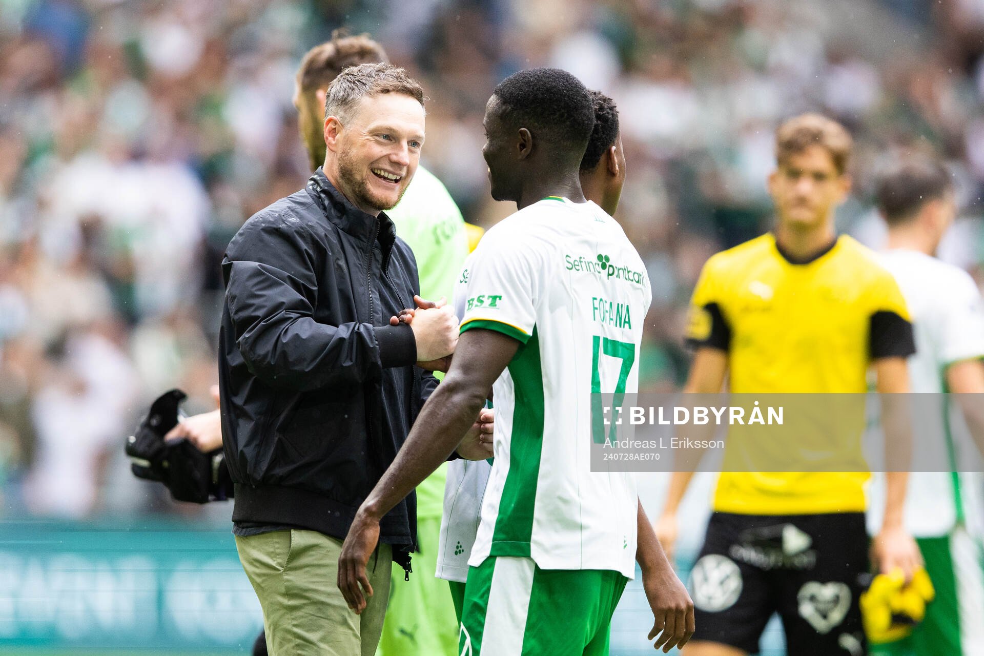 Hammarbys tränare Kim Hellberg jublar