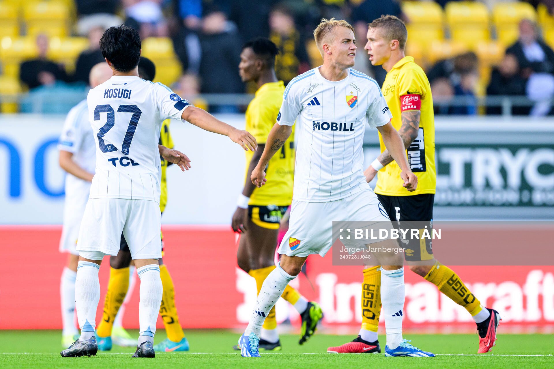 Djurgårdens Oskar Fallenius jublar