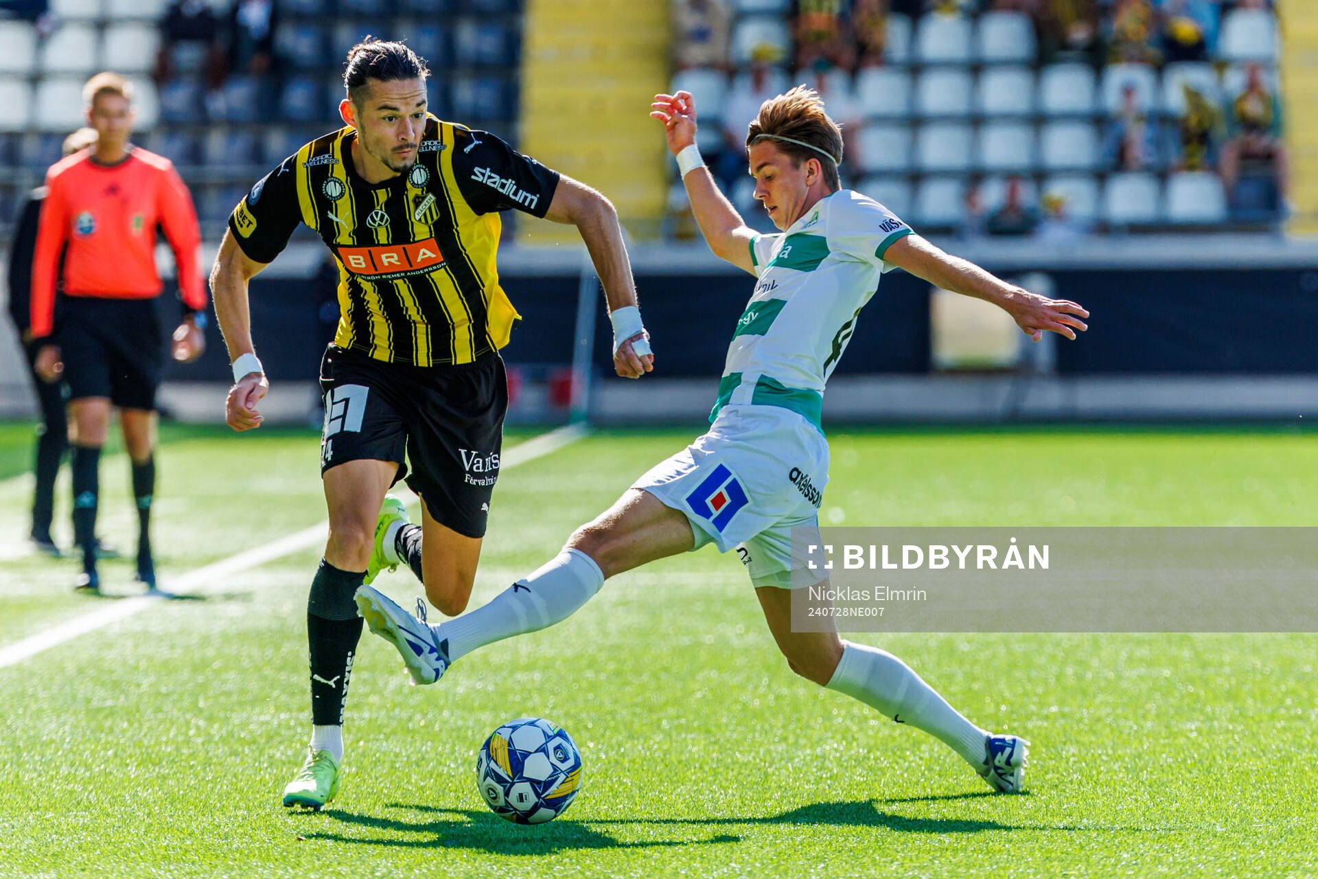 Häckens Amor Layouni och Västerås Max Larsson