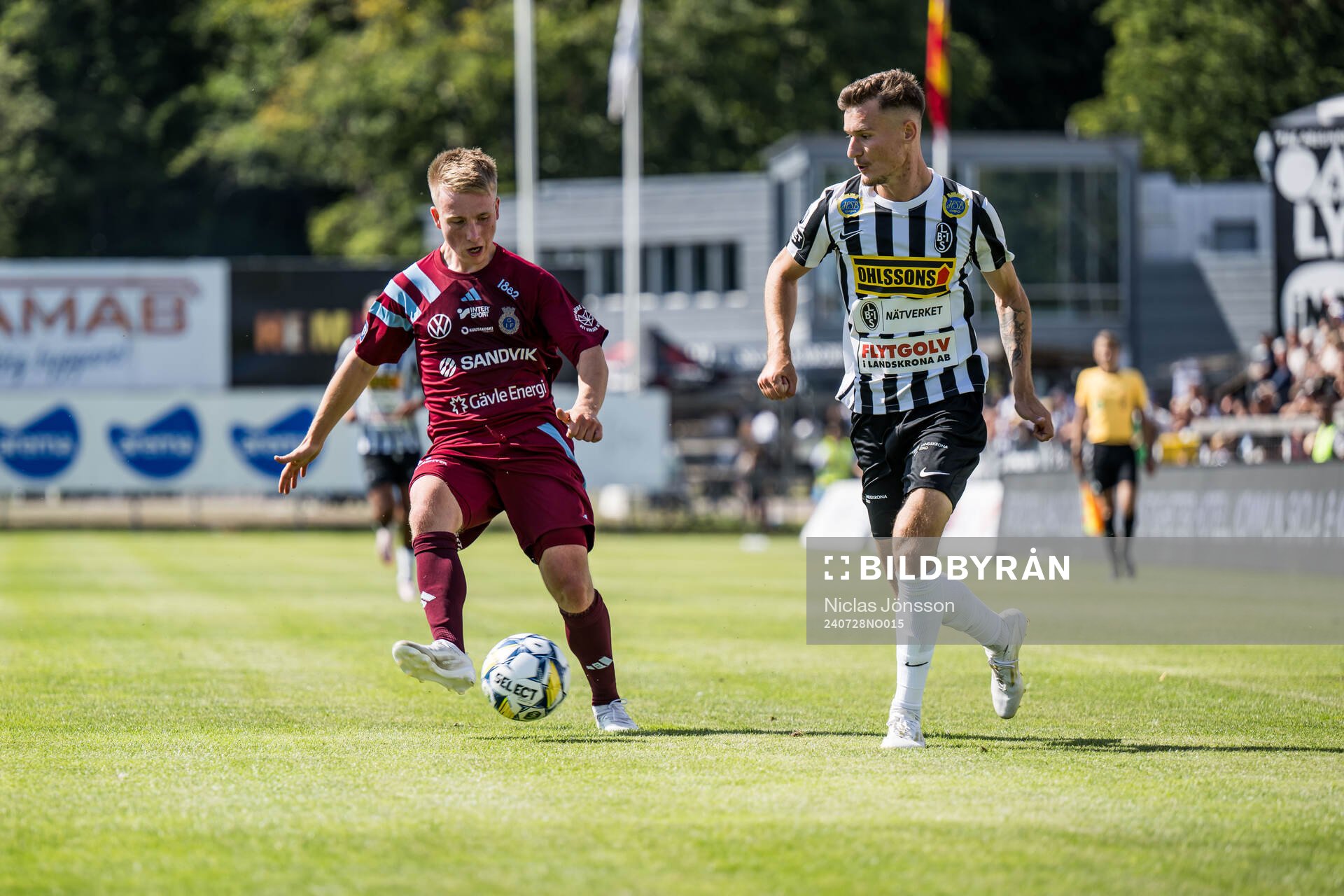 Gefles Adrian Edqvist och Landskronas Robin Dzabic