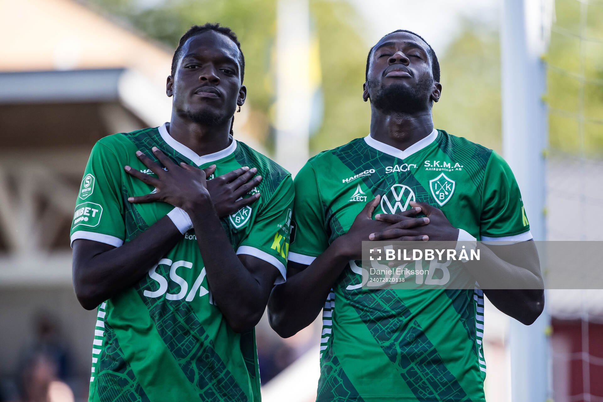 Brages Adil Titi jublar