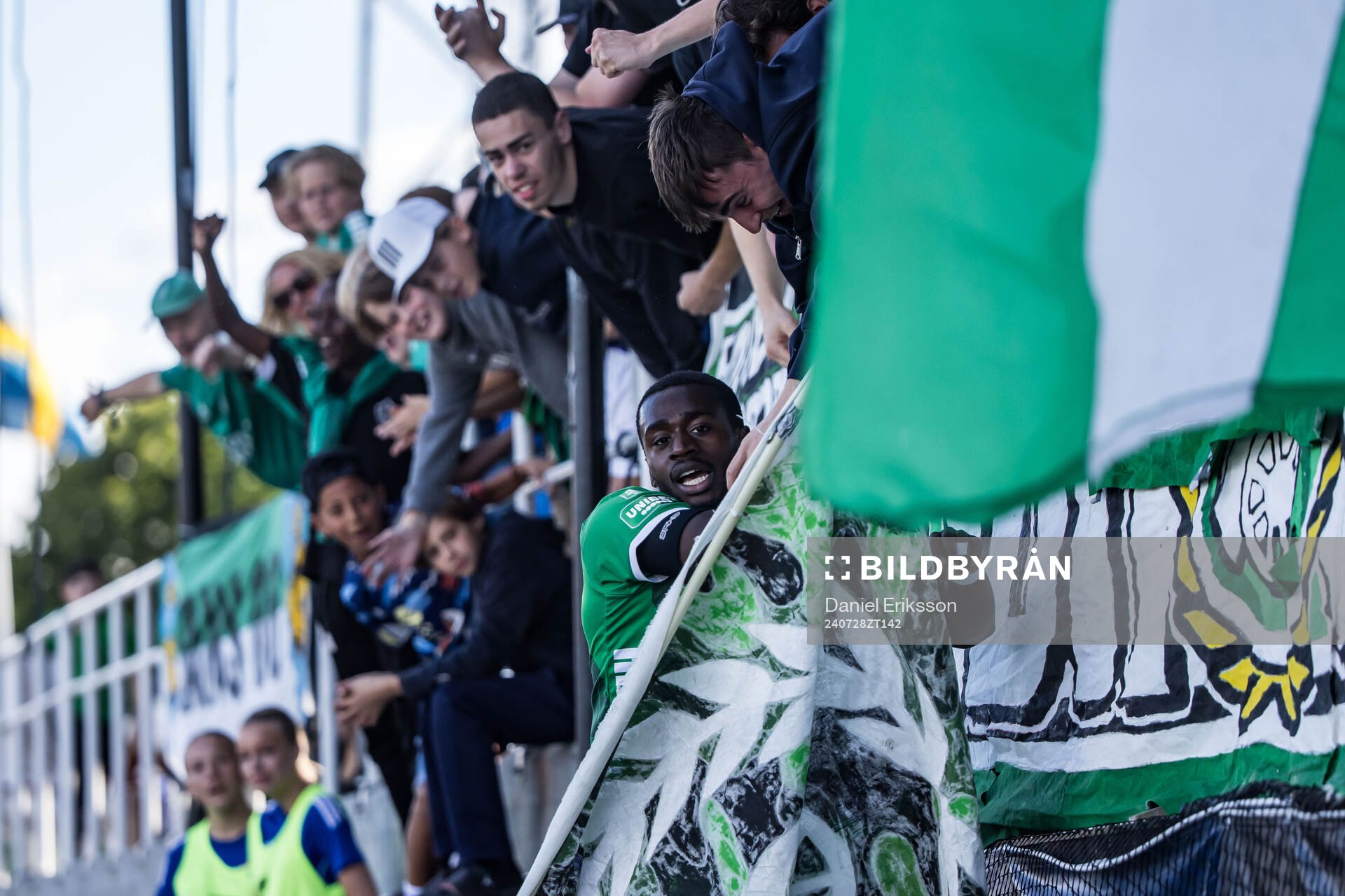 Brages Adil Titi jublar
