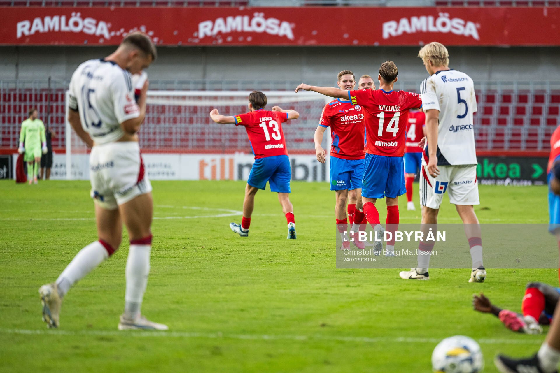 Helsingborgs Wilhelm Loeper, Lukas Kjellnäs och Taylor