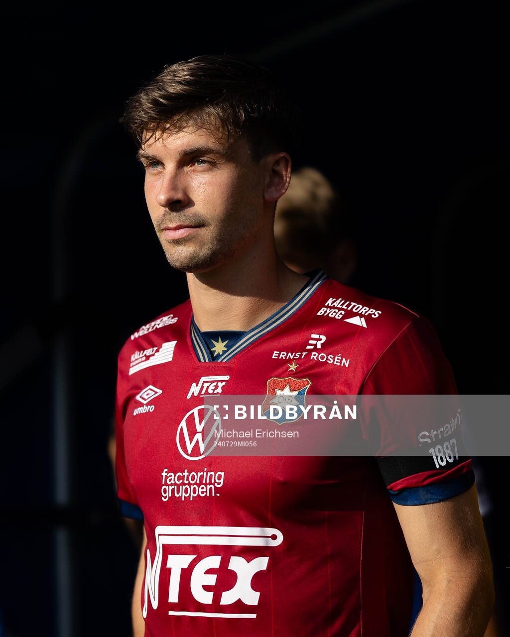 Örgrytes Daniel Paulson innan fotbollsmatchen i Superettan