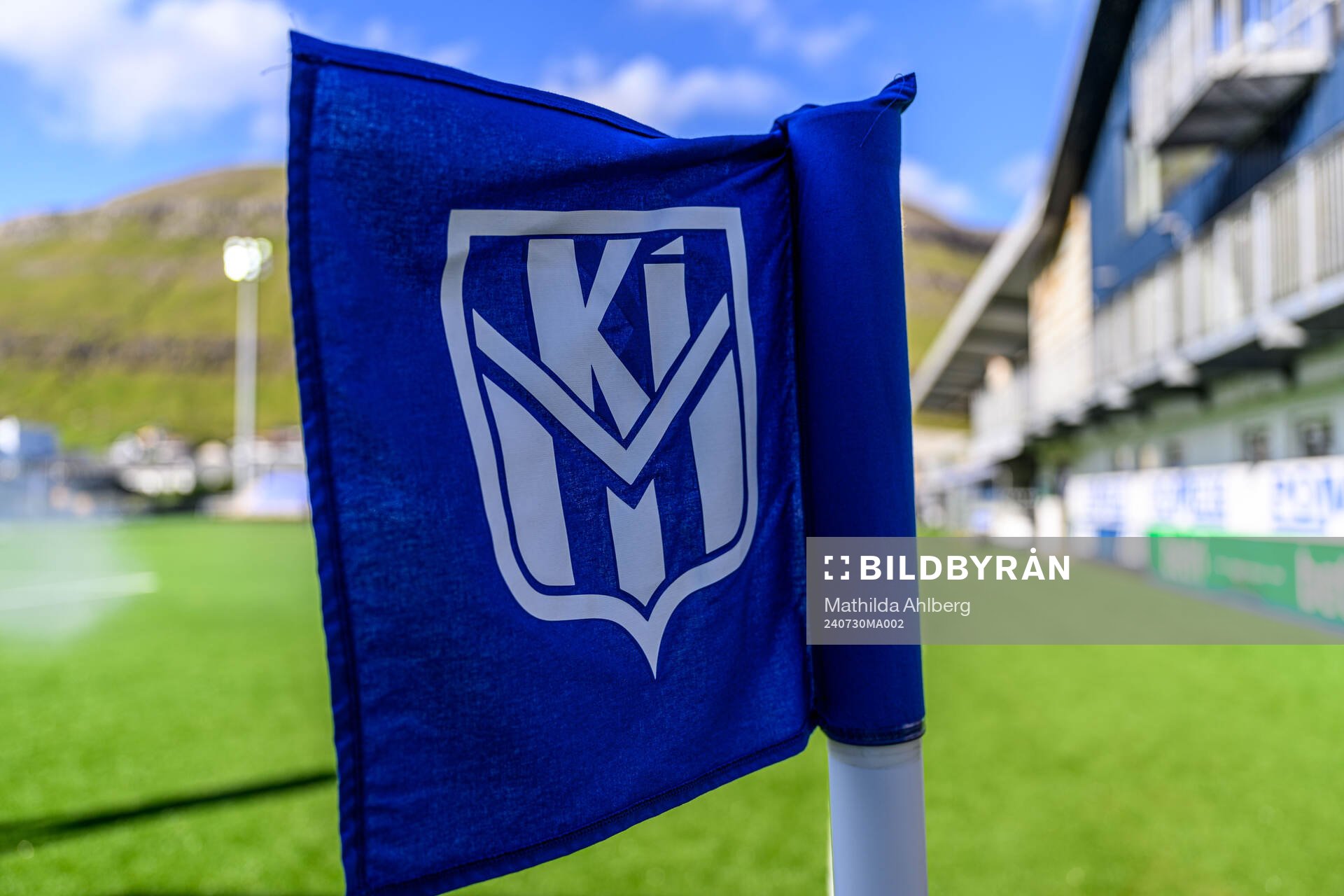 A flag with the logo of Klaksvik