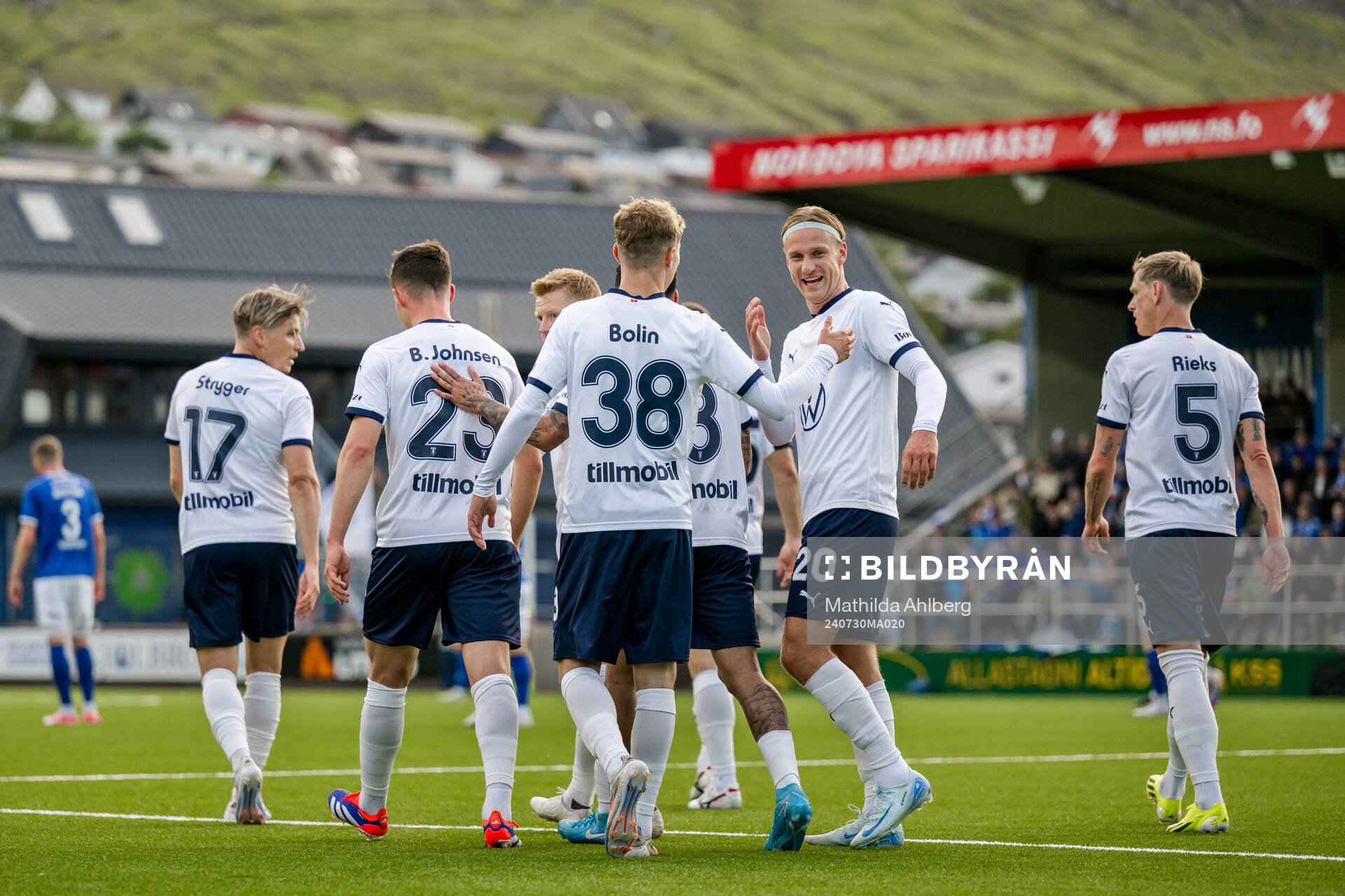 Erik Botheim and Hugo Bolin of Malmö FF celebrate the 1-1