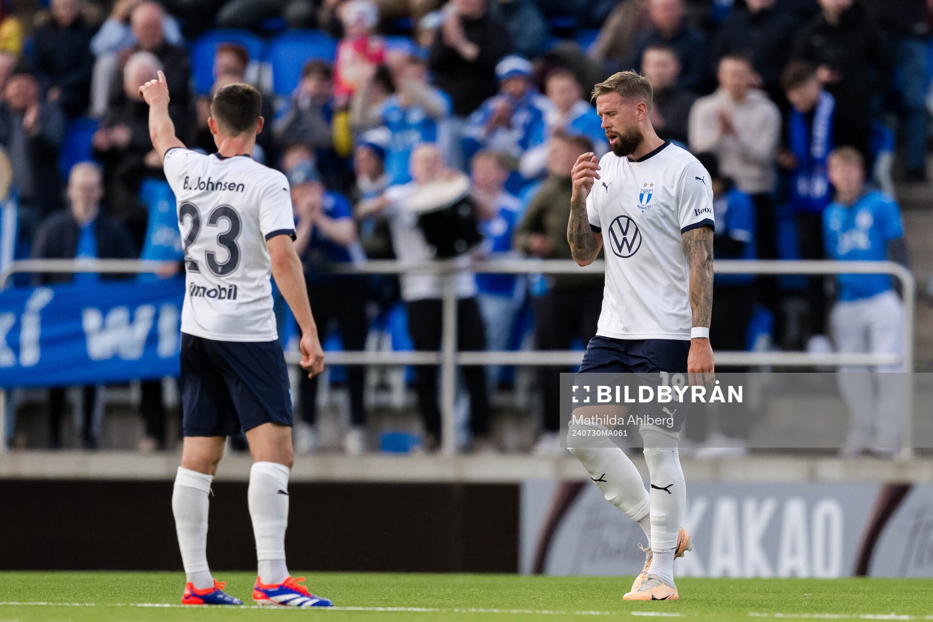 Pontus Jansson of Malmö FF looks dejected