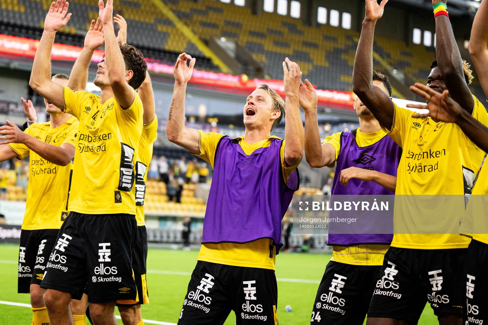 Players of Elfsborg celebrate