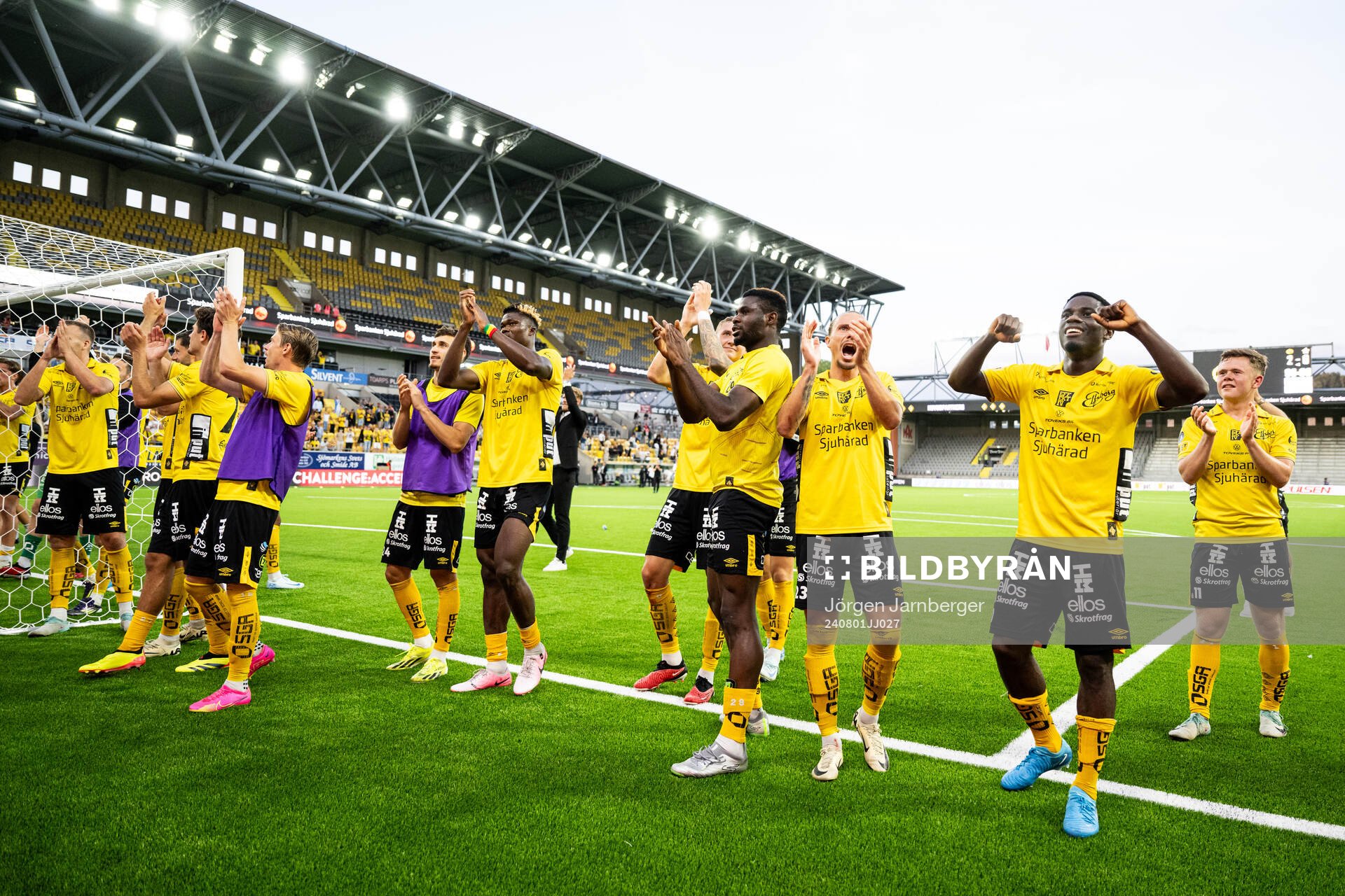 Players of Elfsborg celebrate