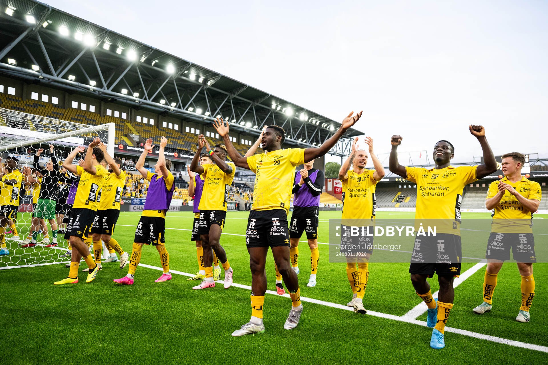 Players of Elfsborg celebrate