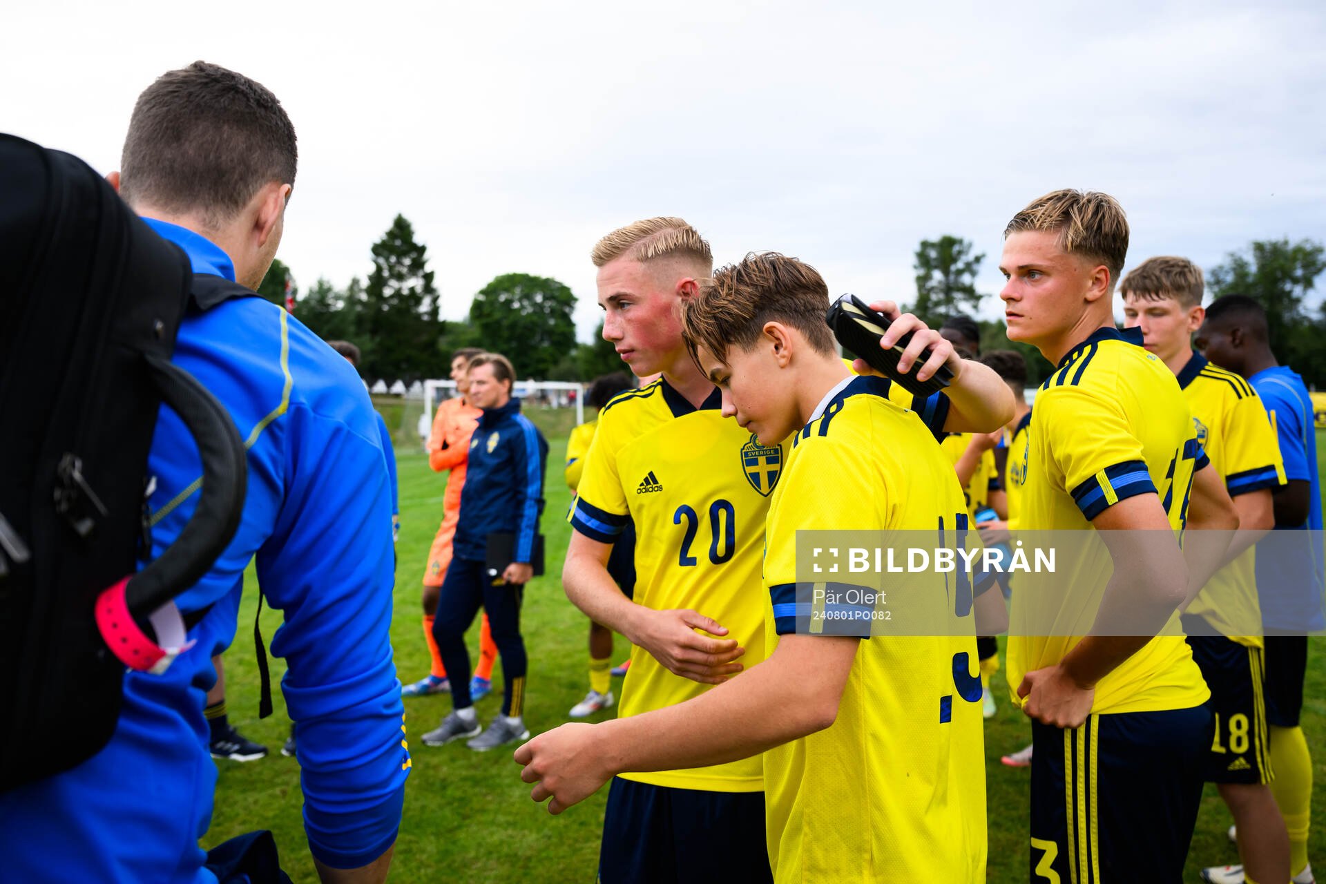 Sveriges Benjamin Brantlind  efter fotbollsmatchen i en nordisk pojkturnering mellan Norge och Sverige den 1 augusti 2024 i Alnö. 