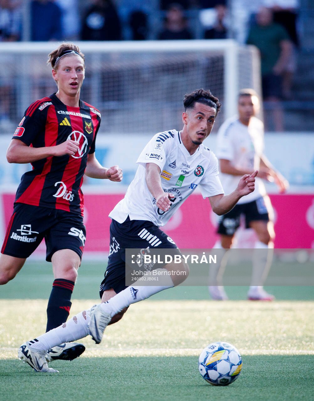 Östersunds Albin Sporrong och Örebros Elias Barsoum