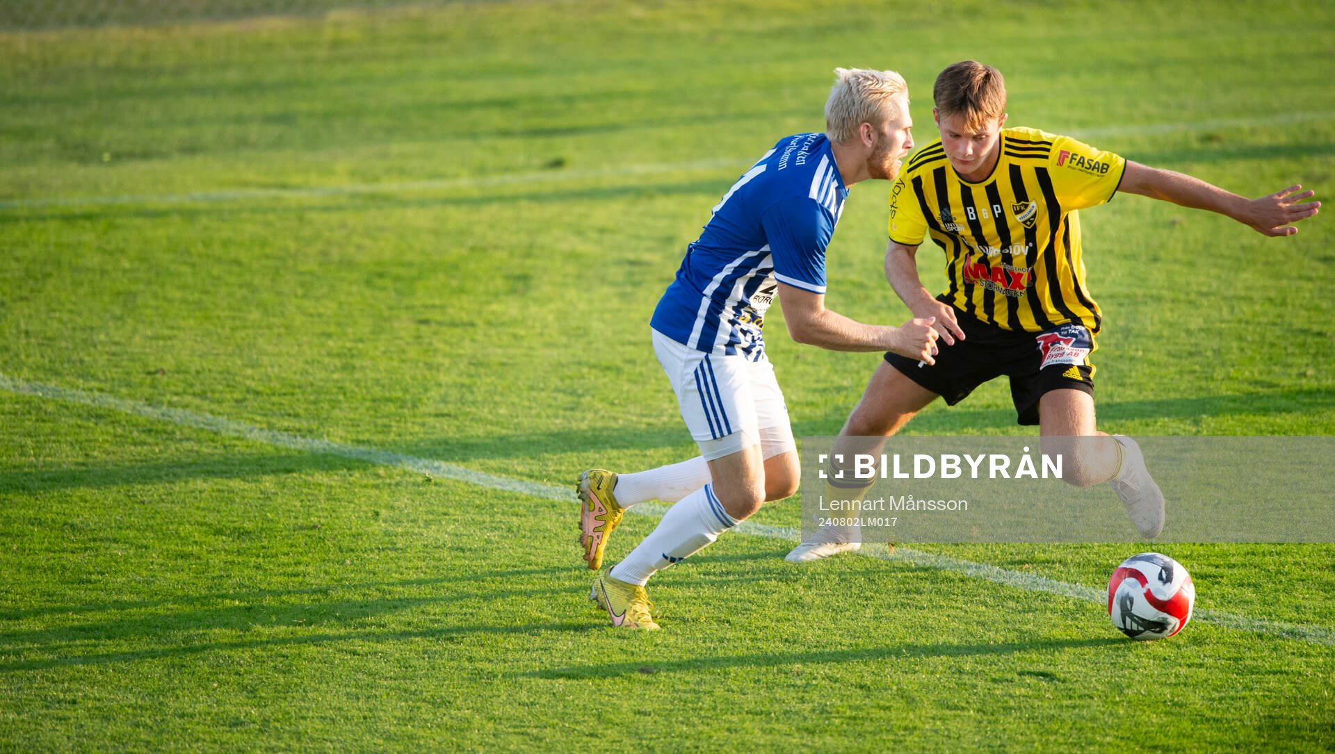 IFK Hässleholms Viktor Ahlgren i matchen i div 2 mellan