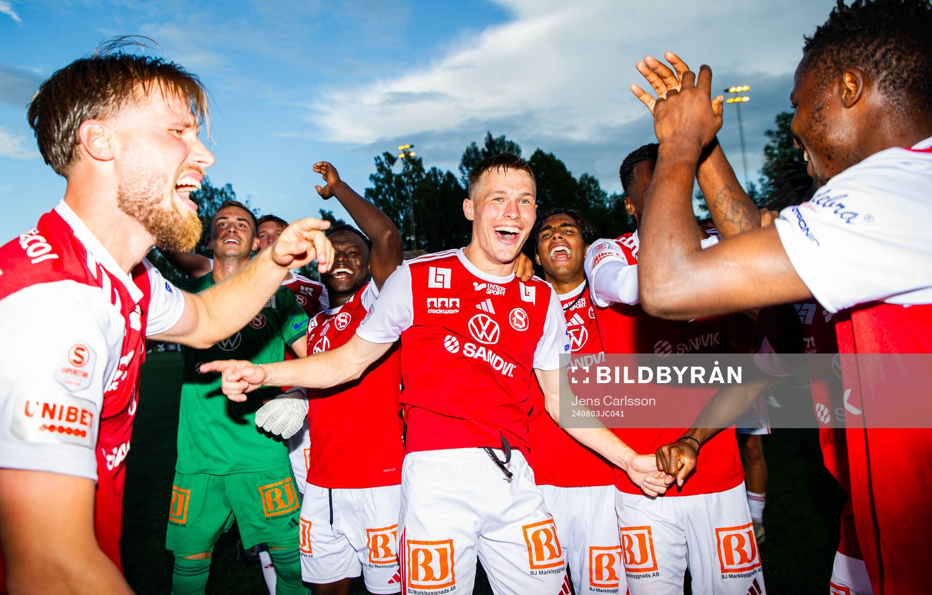Sandvikens Daniel Söderberg jublar