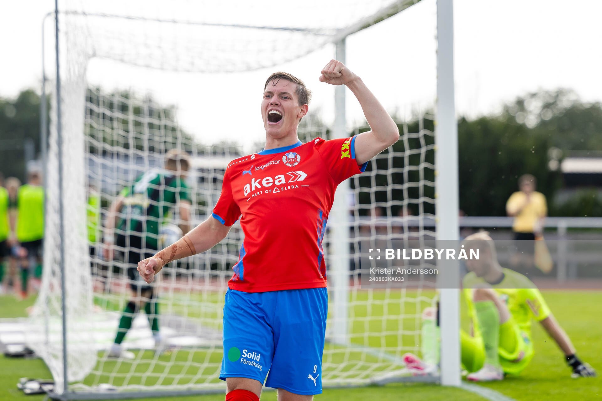 Helsingborgs Taylor Silverholt jublar