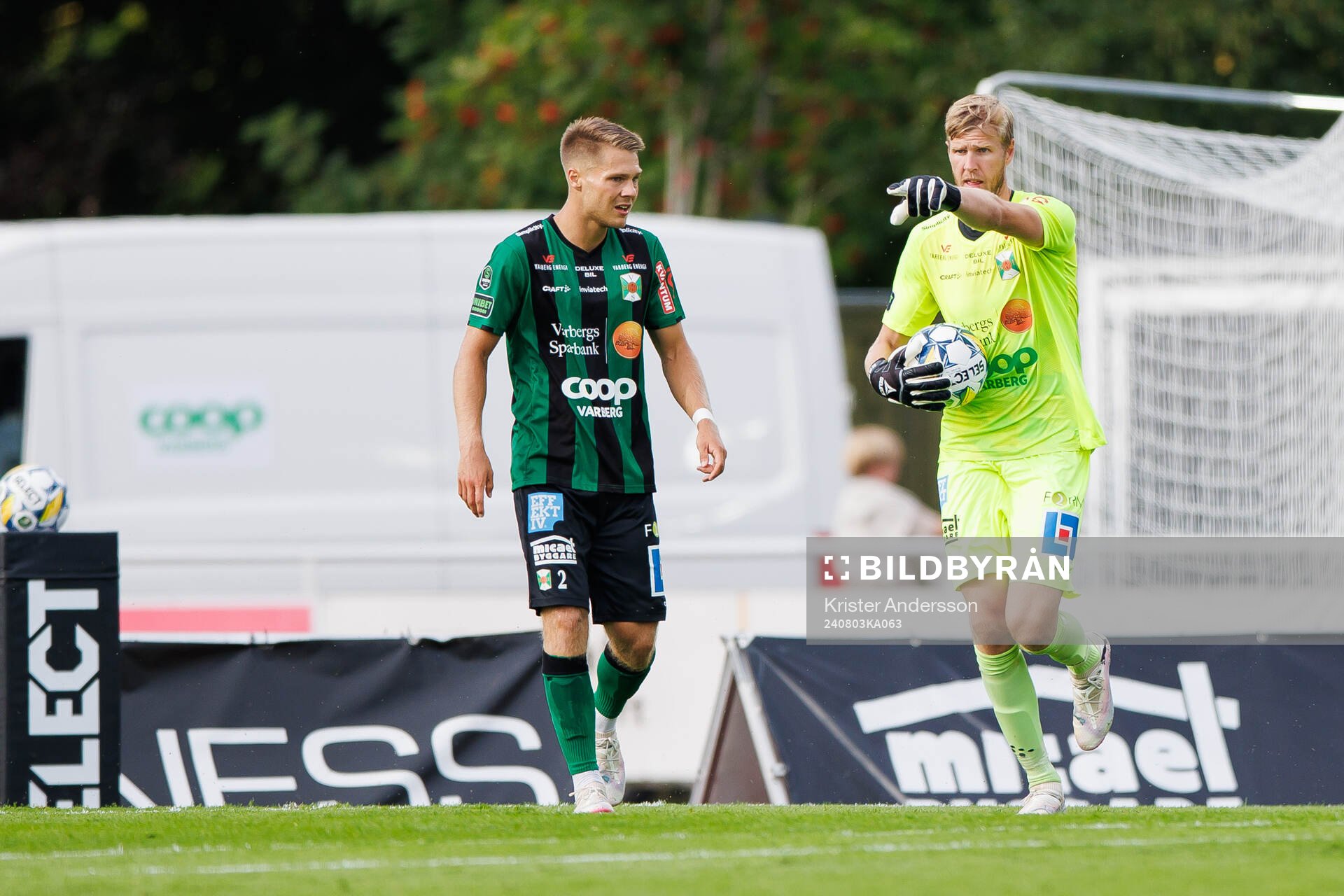 Varbergs Gustav Broman och målvakt Fredrik Andersson
