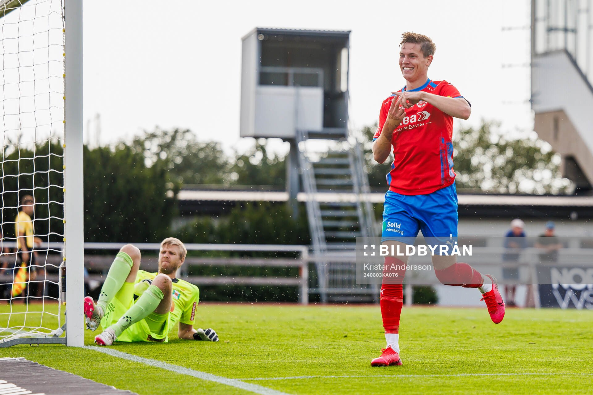 Helsingborgs Taylor Silverholt jublar