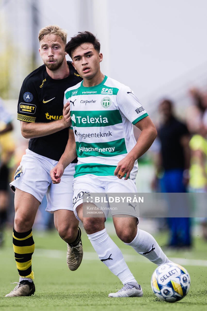 AIKs Eskil Edh och Västerås Alexander Thongla-Iad Warneryd
