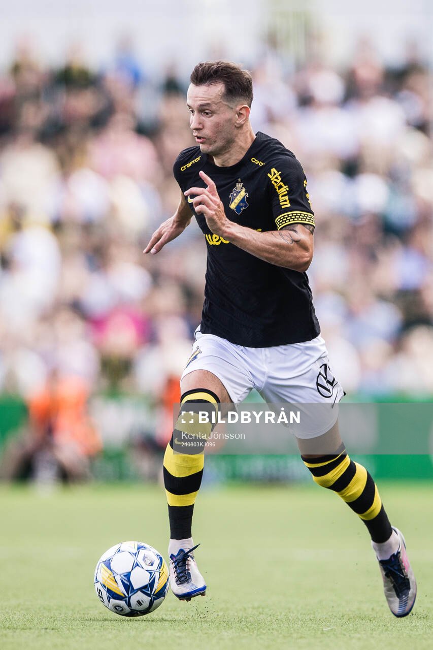 AIKs Bersant Celina