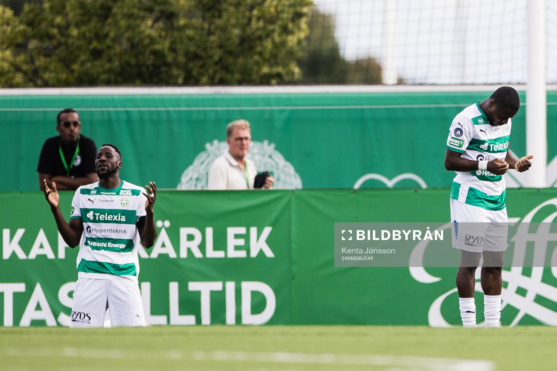 Västerås Frederic Nsabiyumva och Henry Offia deppar