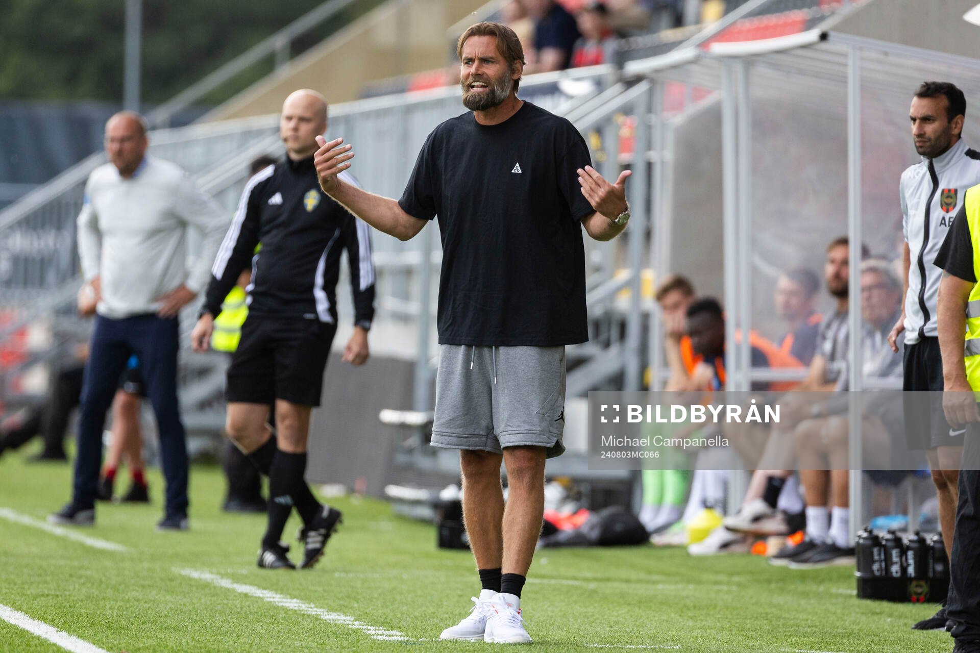 Brommapojkarnas tränare Olof Mellberg