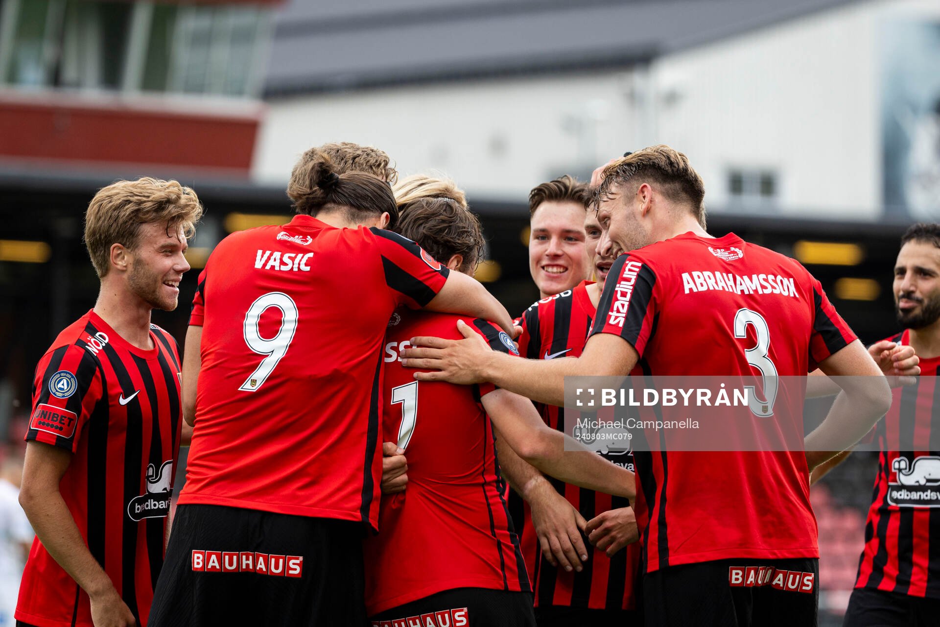 Brommapojkarnas Nikola Vasic, Alex Timossi Andersson, och