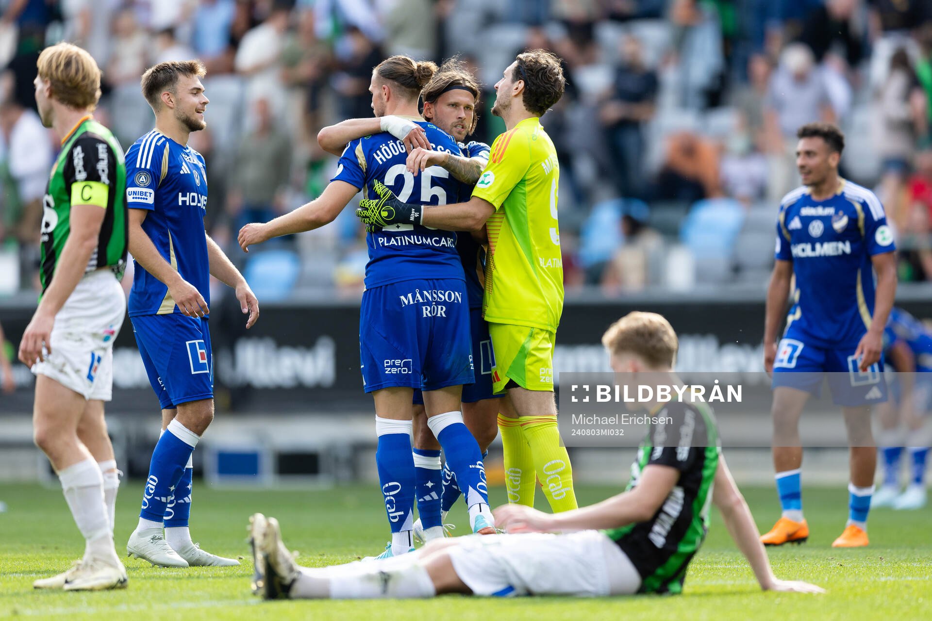 IFK Norrköpings spelare jublar