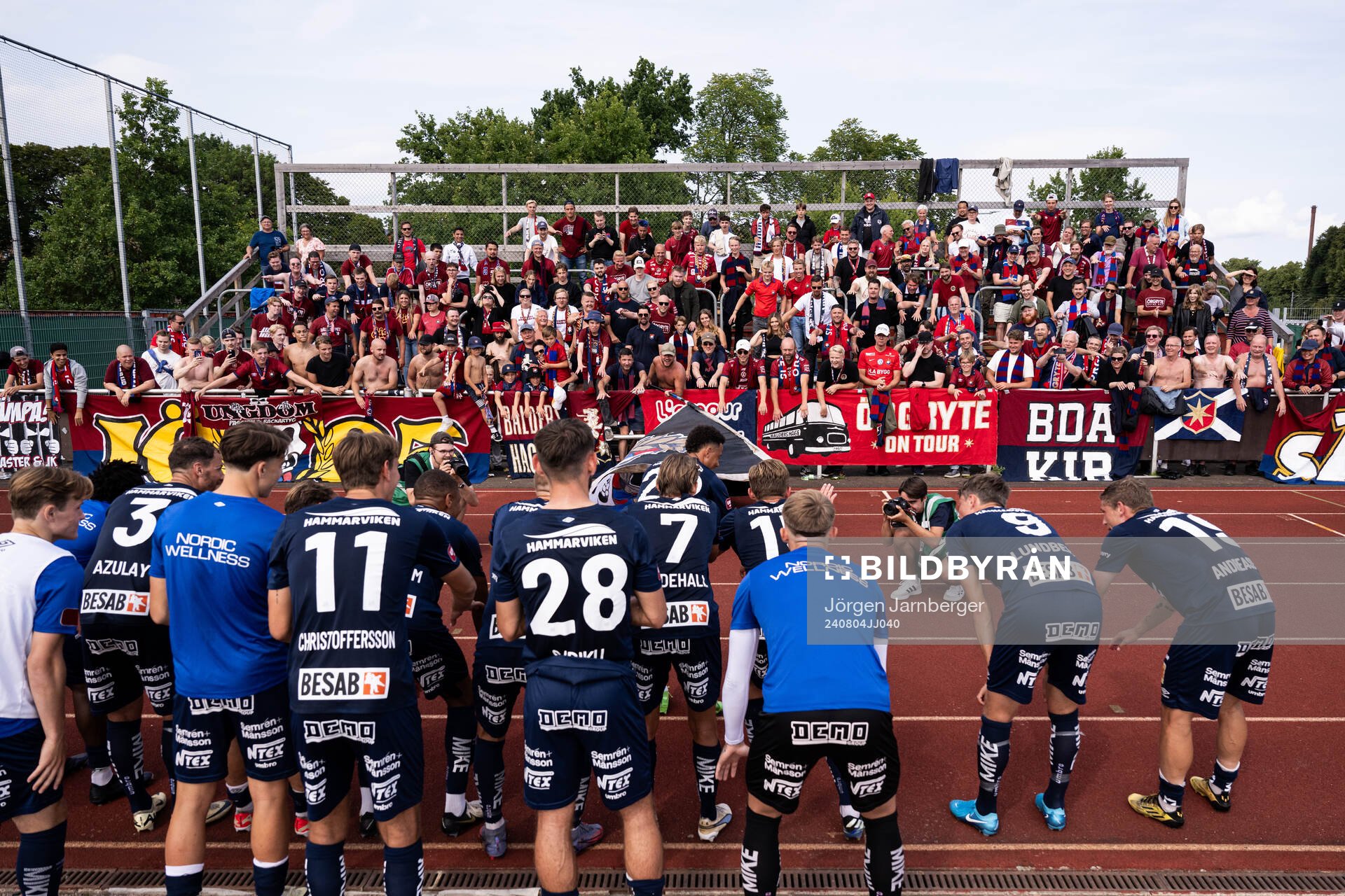 Örgrytes spelare jublar