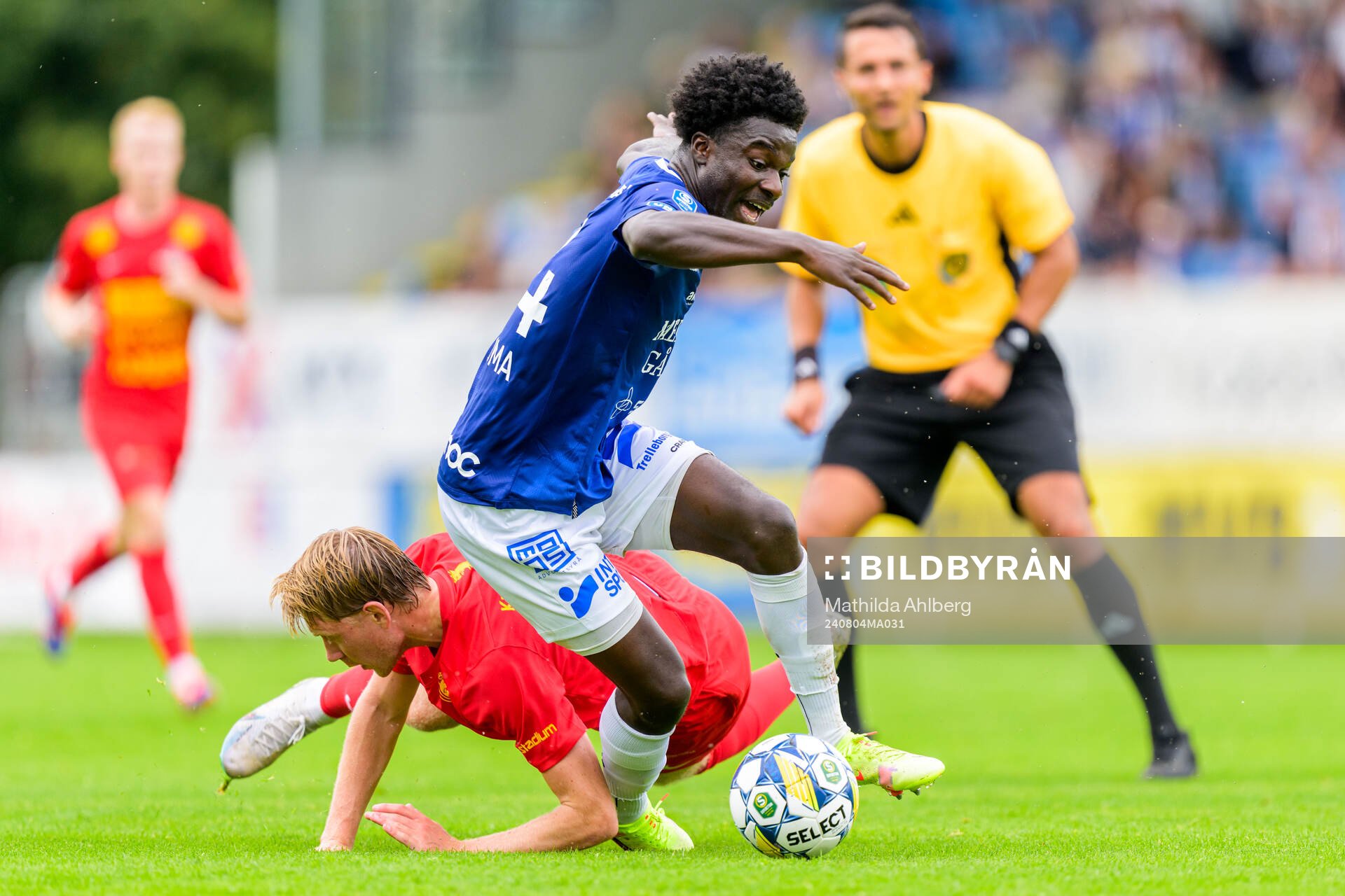 Landskronas Adam Egnell och Trelleborgs Samuel Asoma