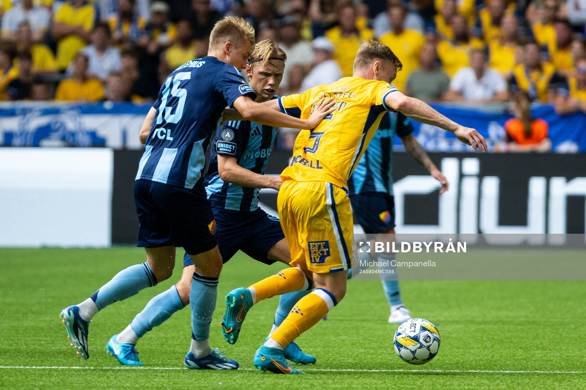 Djurgårdens Oskar Fallenius och Tobias Gulliksen mot IFK