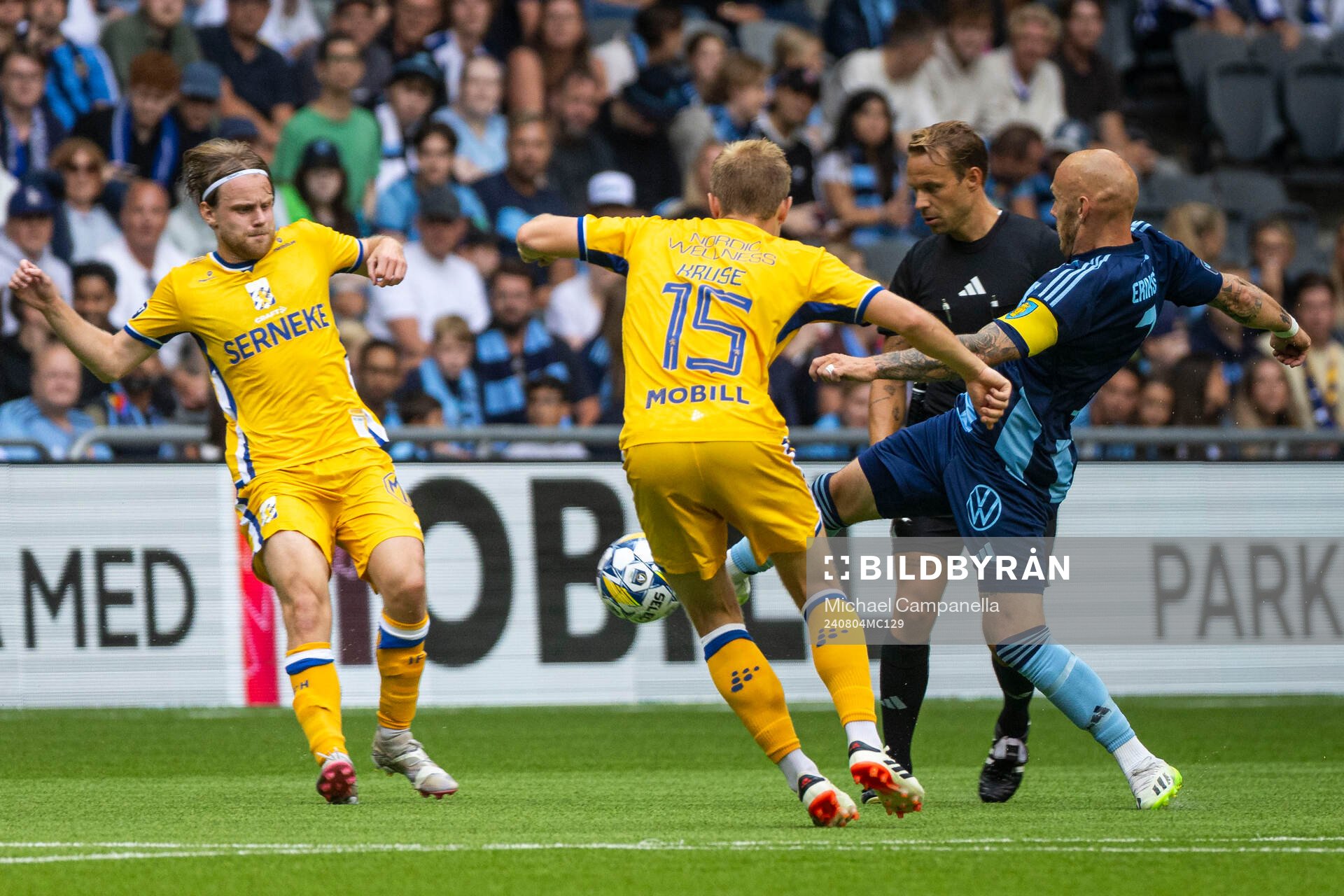 IFK Göteborgs Oscar Pettersson och David Kjær Kruse mot