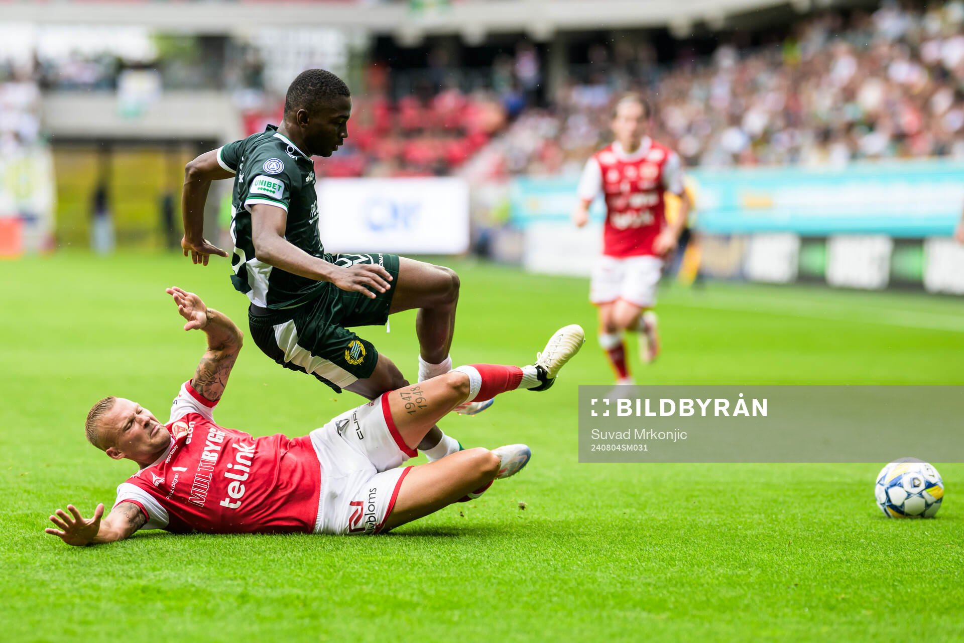 Kalmars Rasmus Sjöstedt och Hammarbys Bouzomana Toure