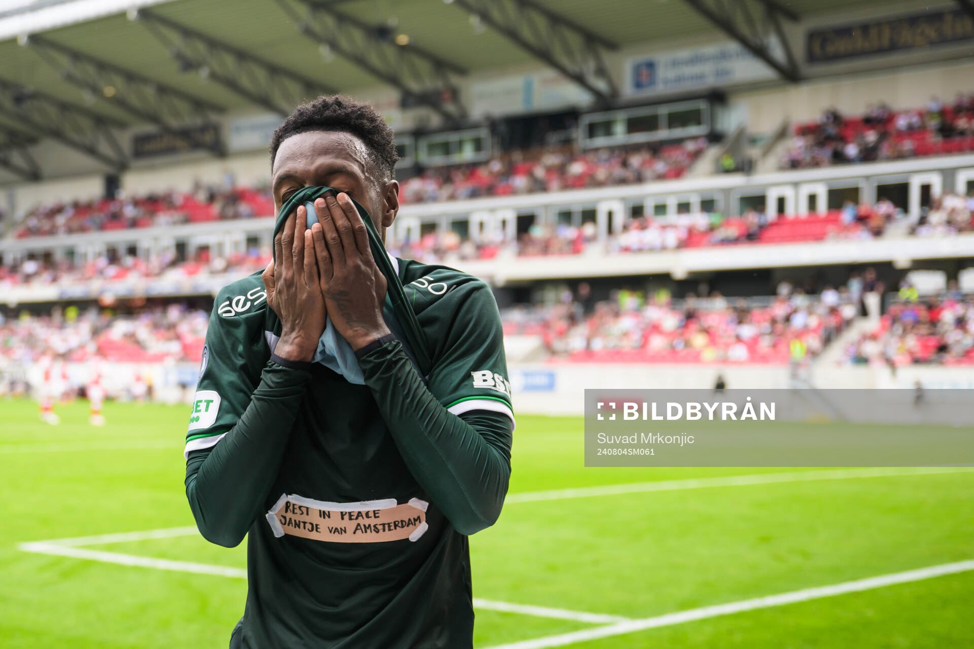 Hammarbys Shaquille Pinas jublar