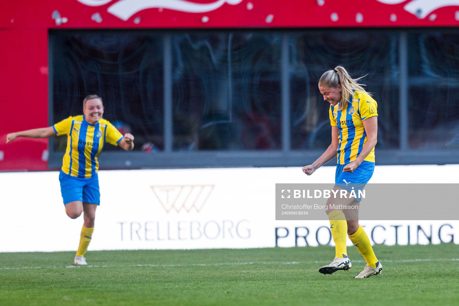Eskilsminnes Johanna Olsson jublar