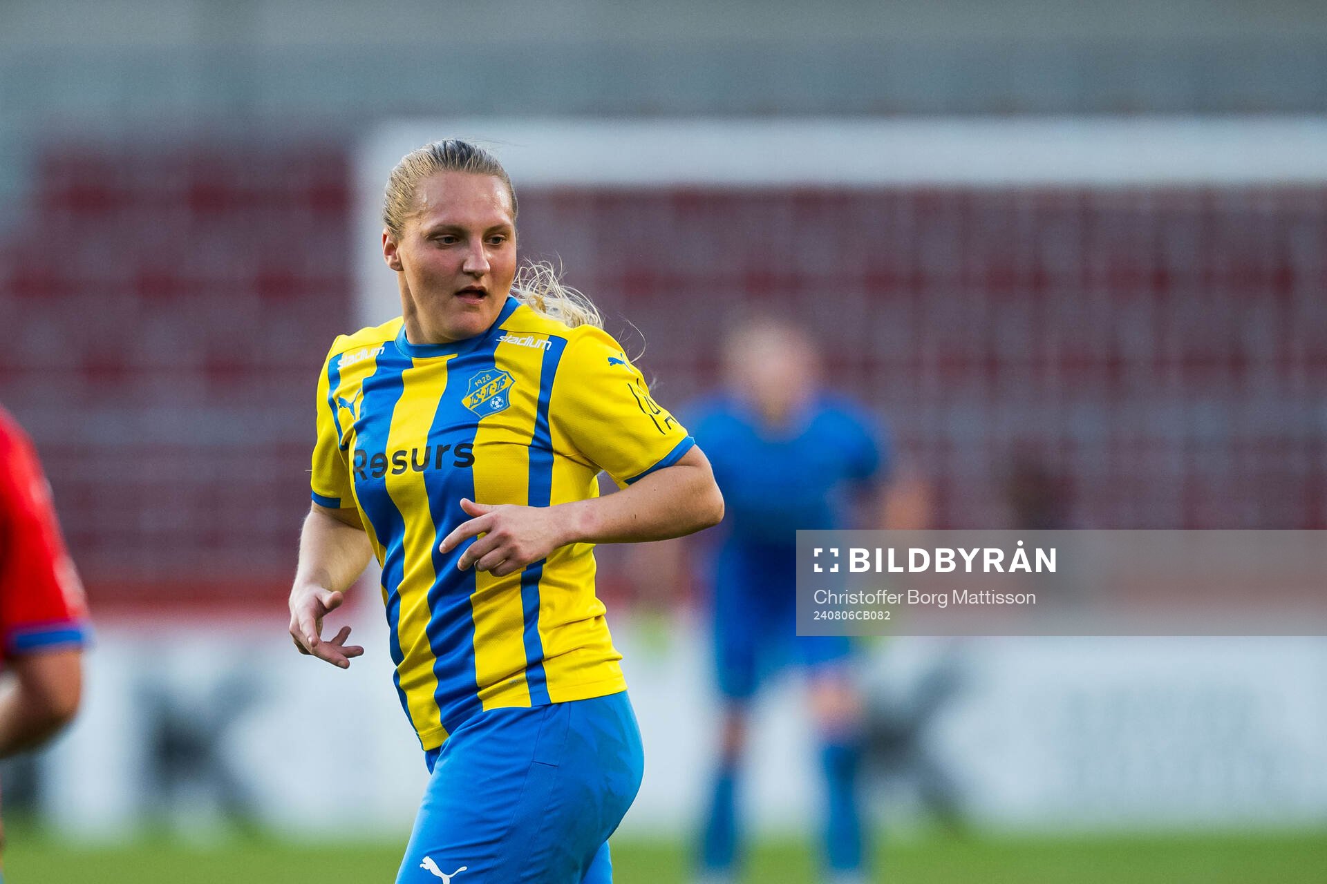 Eskilsminnes Alma Bertilsson under fotbollsmatchen i Division 1 södra mellan Helsingborg och Eskilsminne den 6 augusti 2024 i Helsingborg.