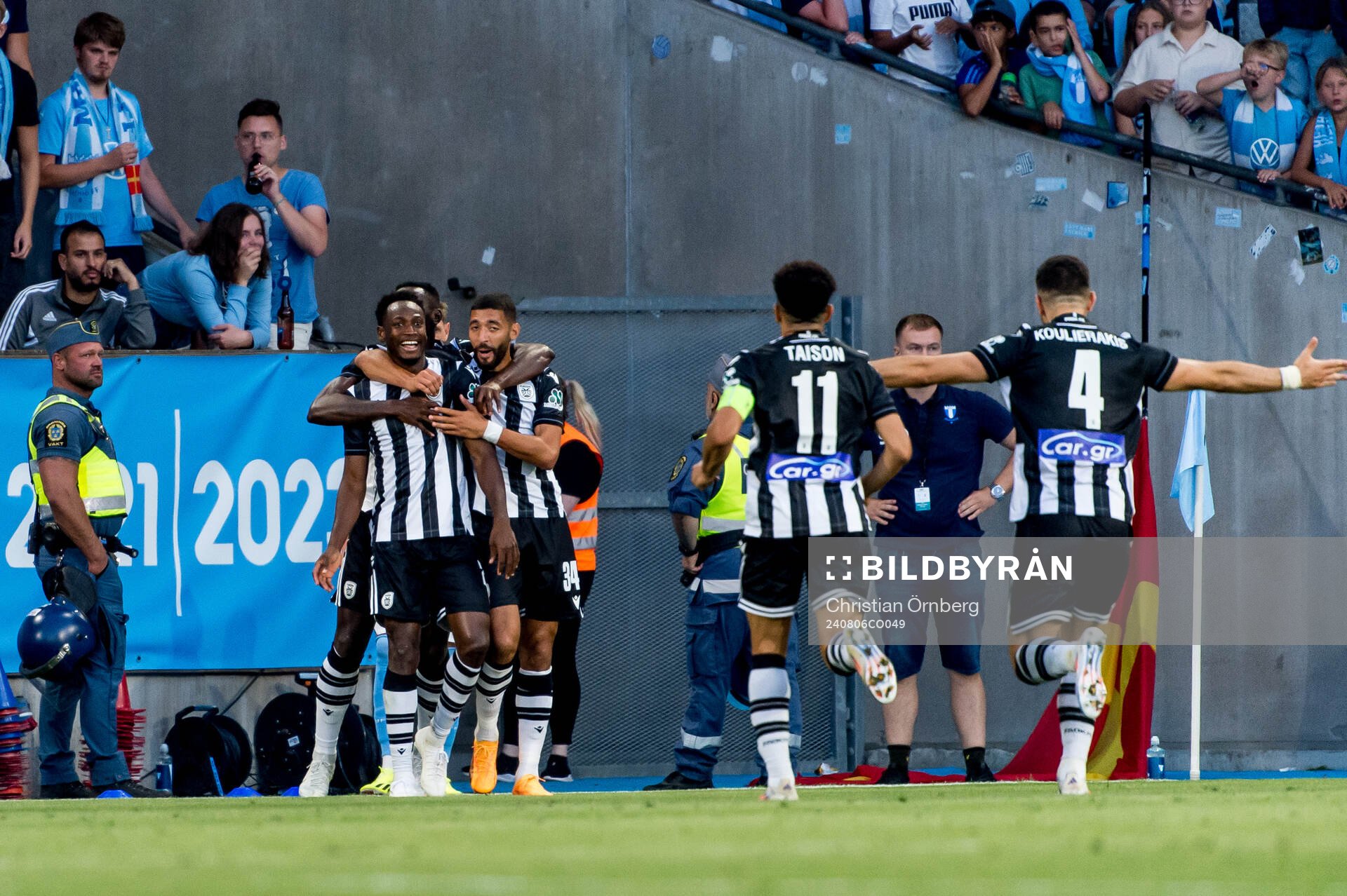 Abdul Rahman Baba of PAOK celebrate with teammates
