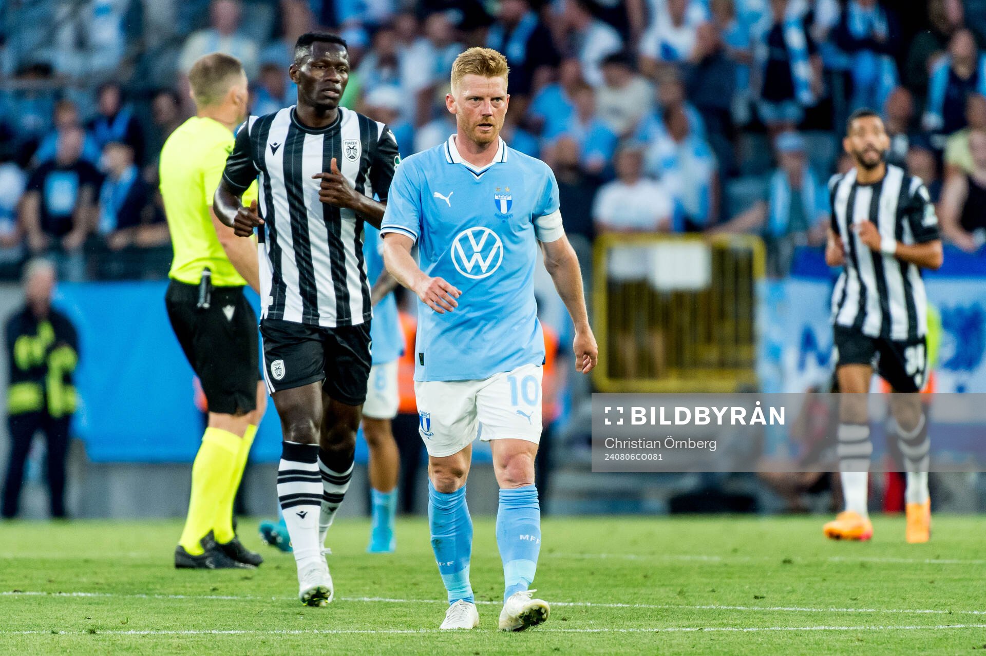 Anders Christiansen of Malmö FF looks dejected